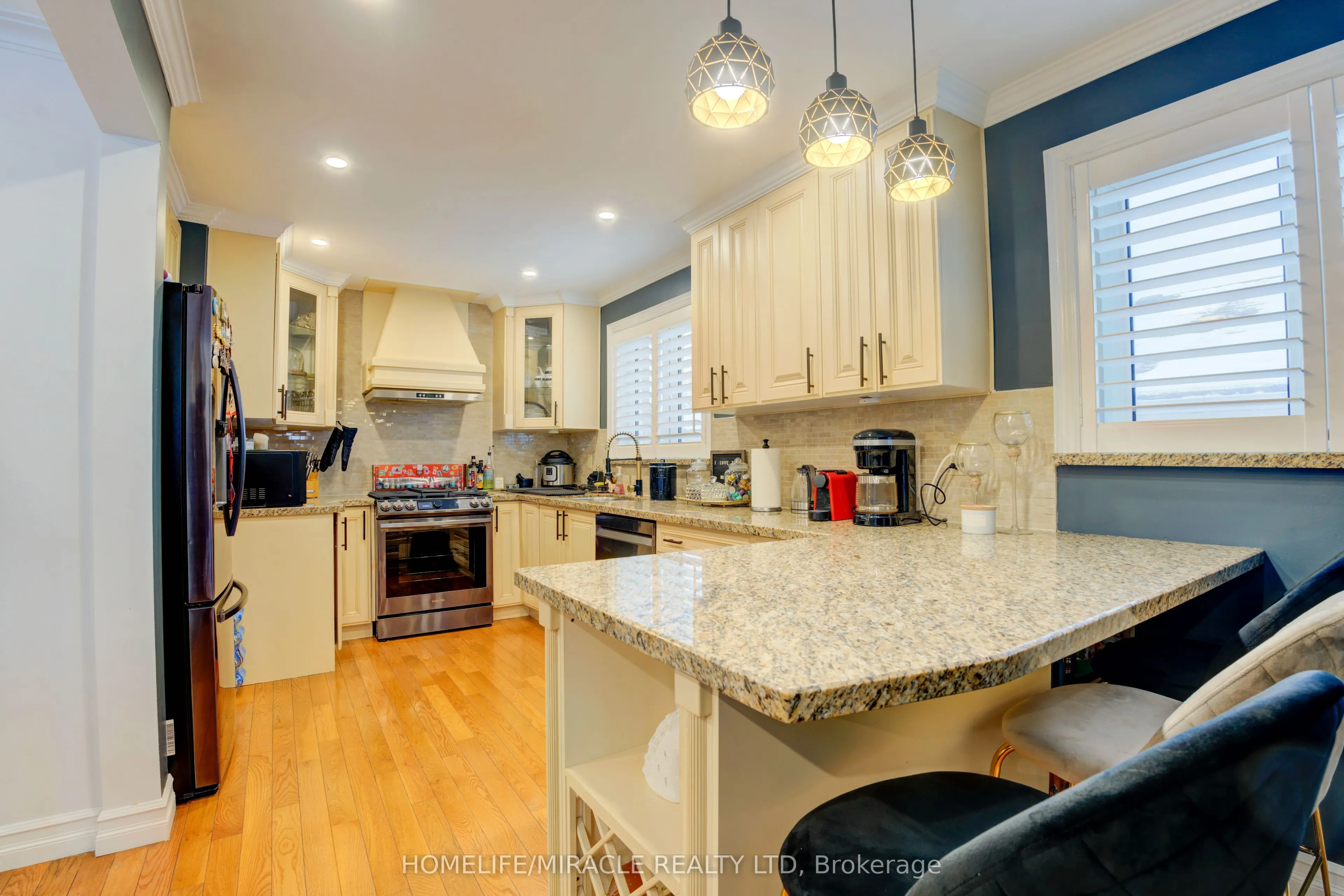 6 Rima Court