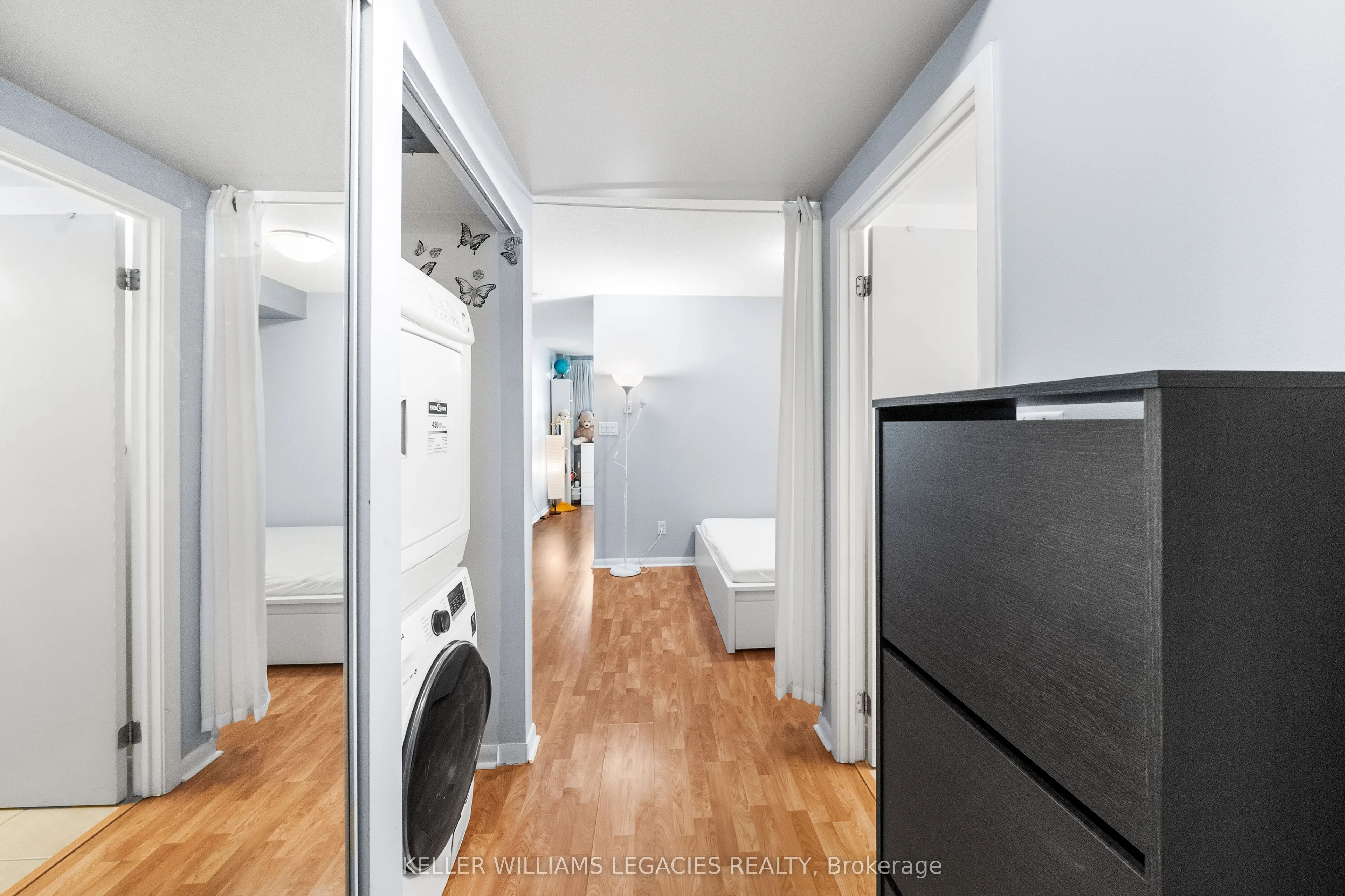 2464 Weston Road, #405