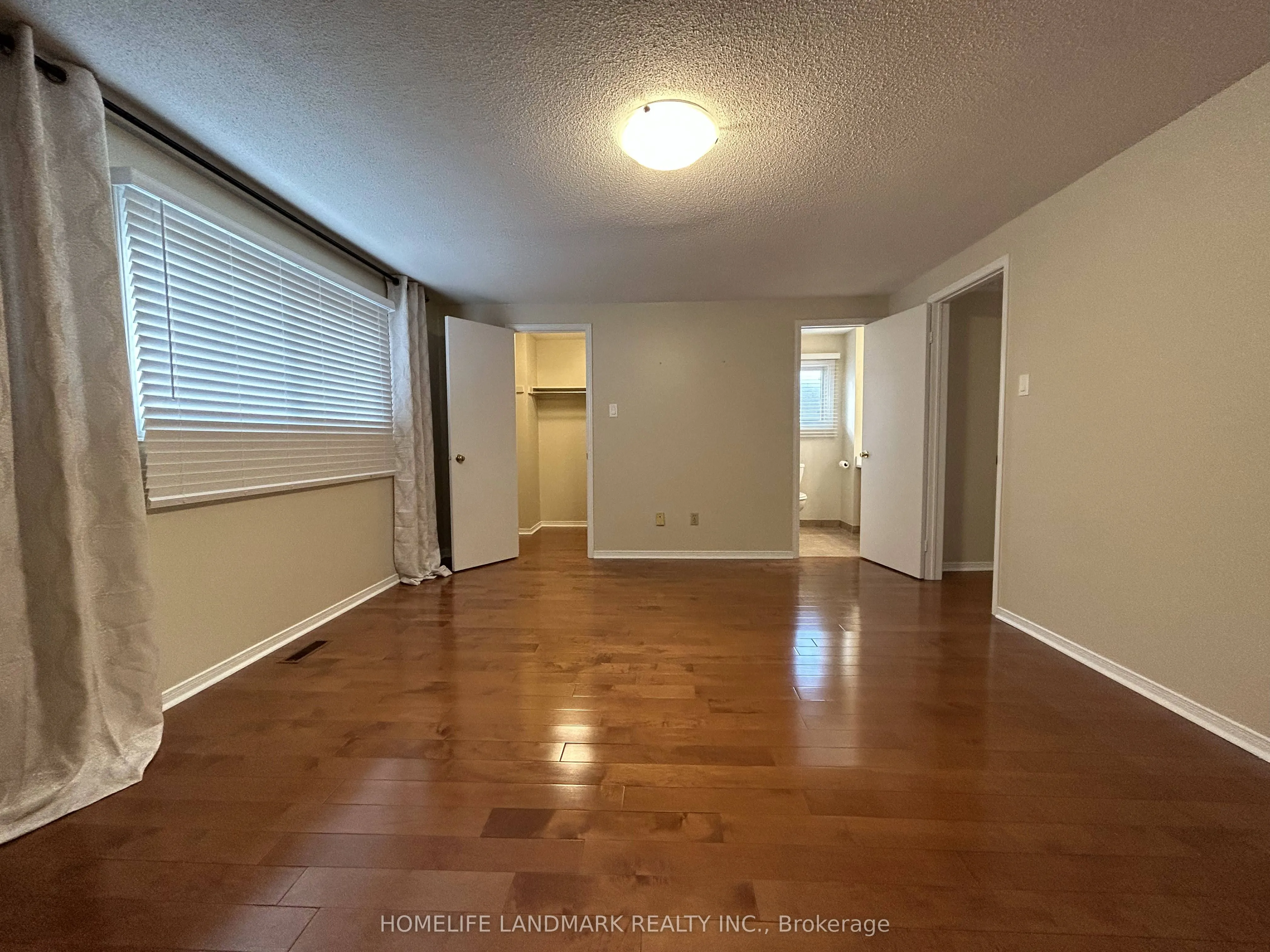 4120 Chadburn Crescent