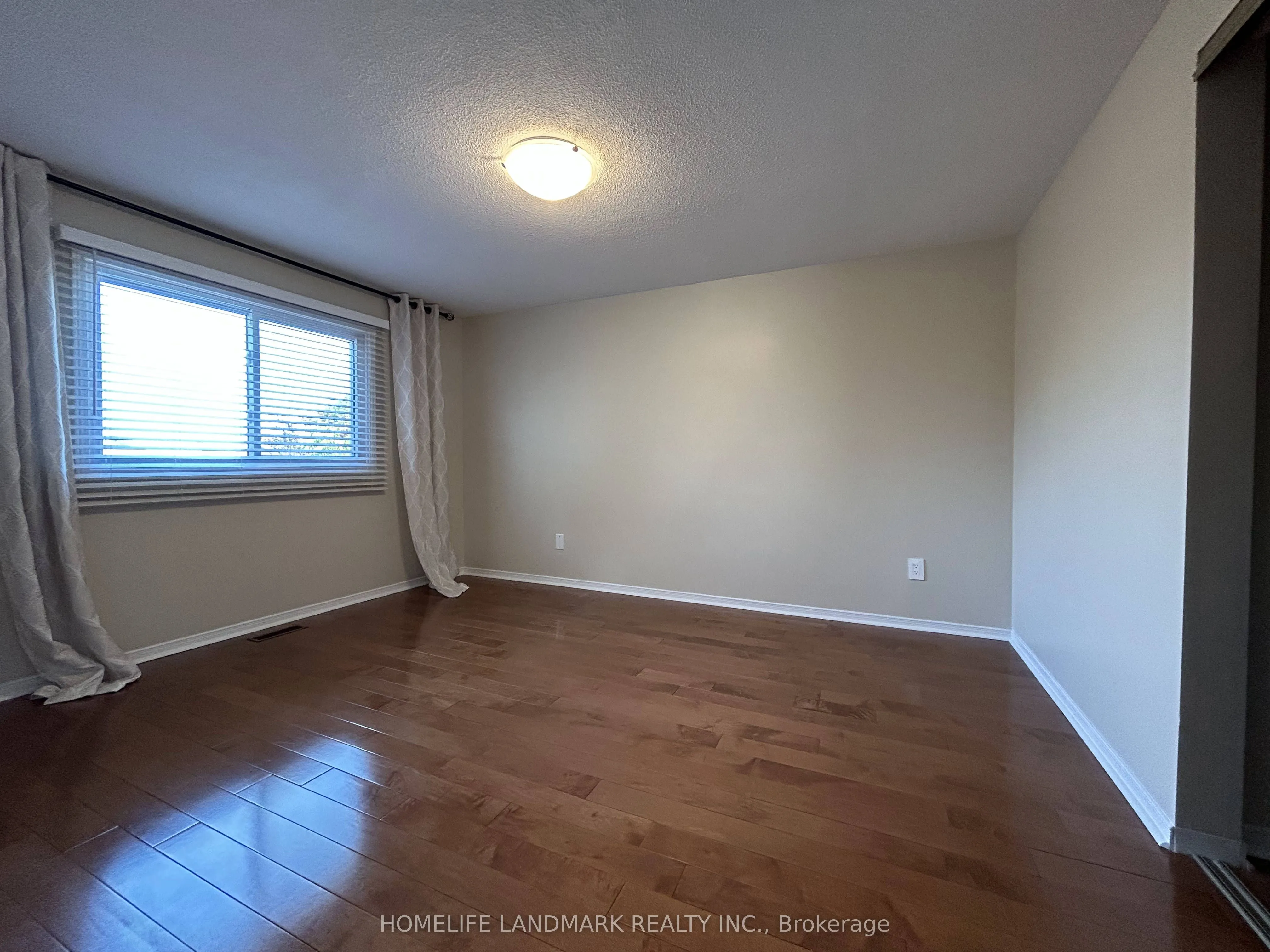 4120 Chadburn Crescent