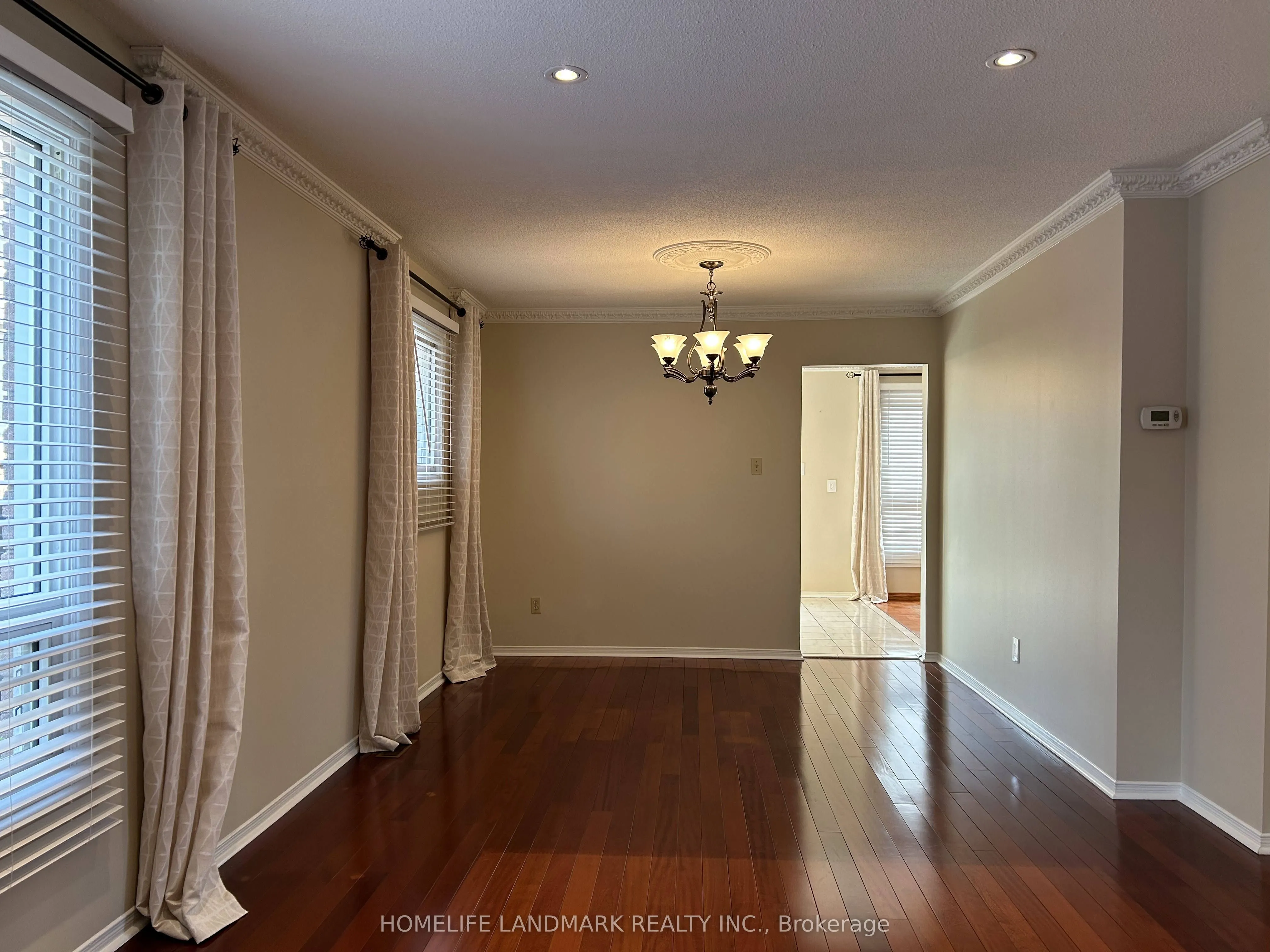 4120 Chadburn Crescent