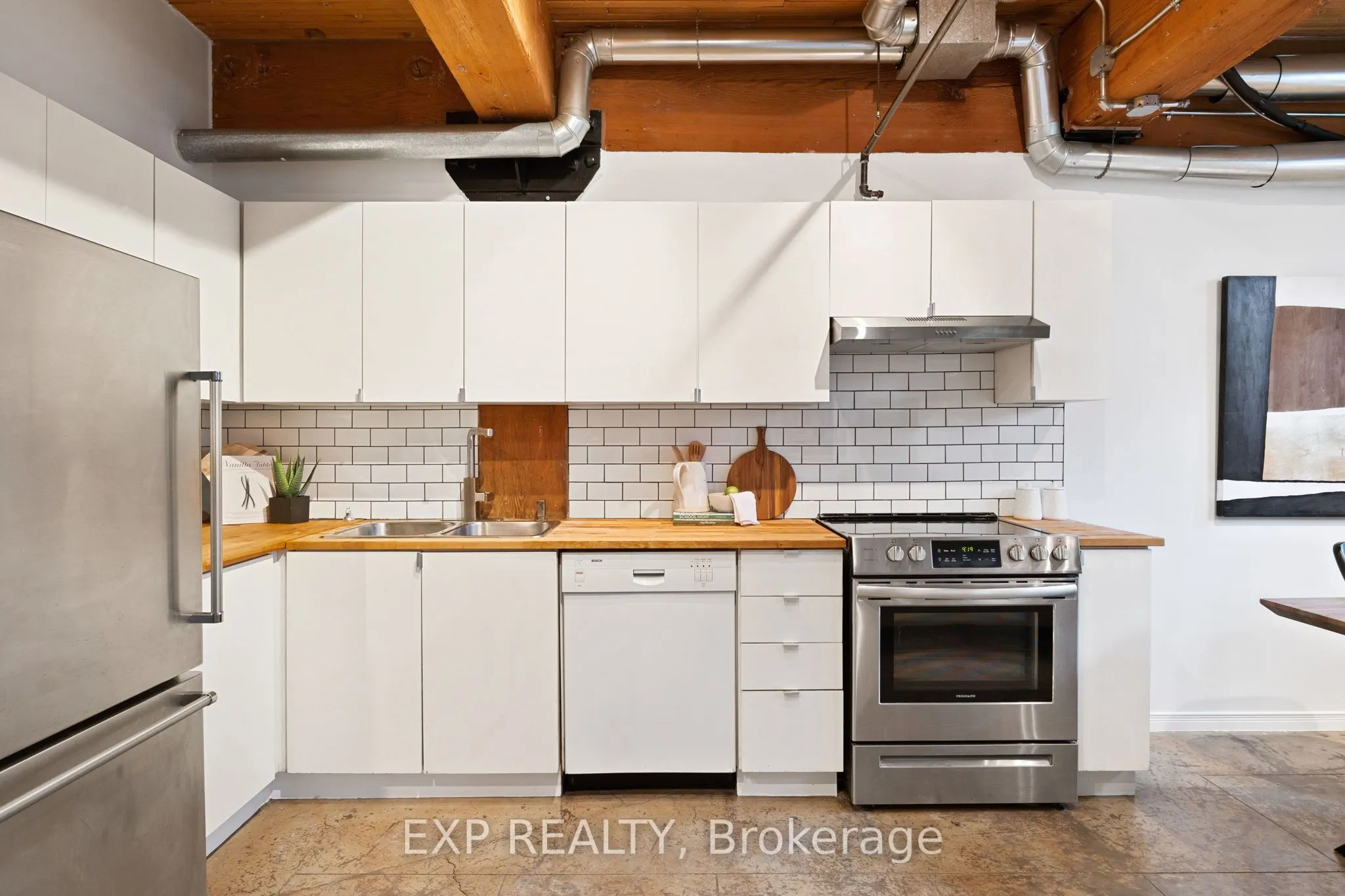 371 Wallace Avenue, #2