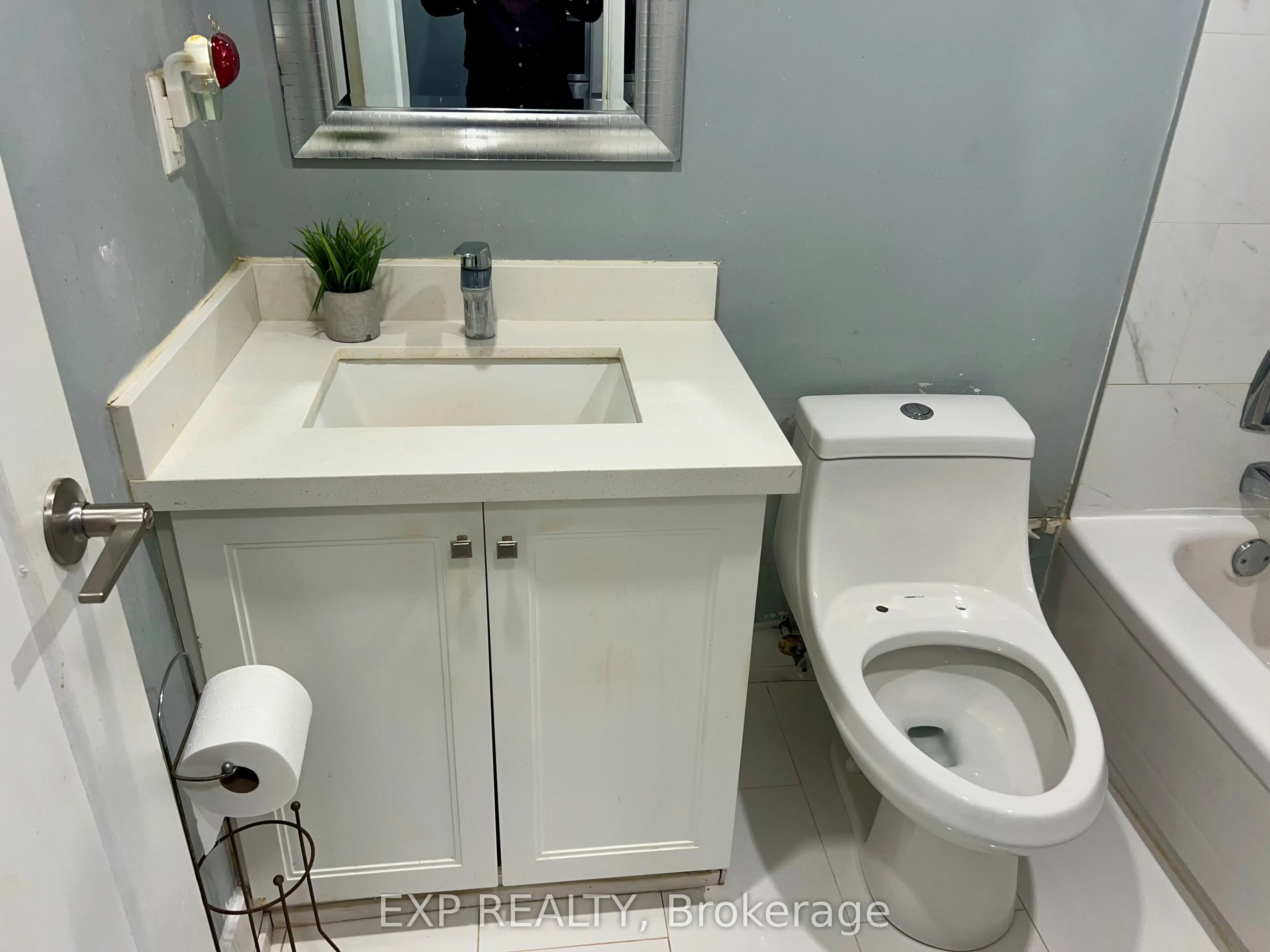 3120 Kirwin Avenue #509