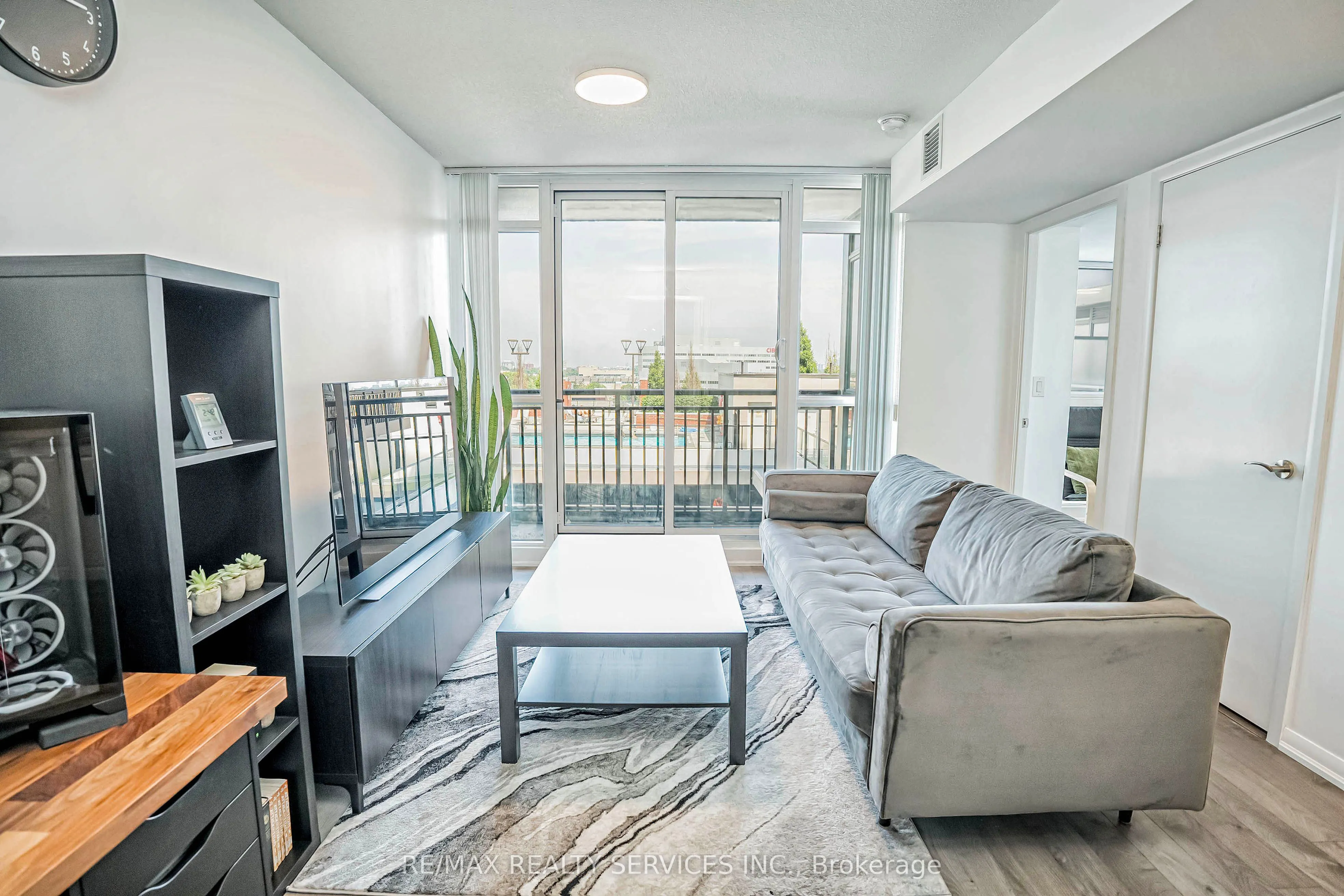 3091 Dufferin Street, #1006