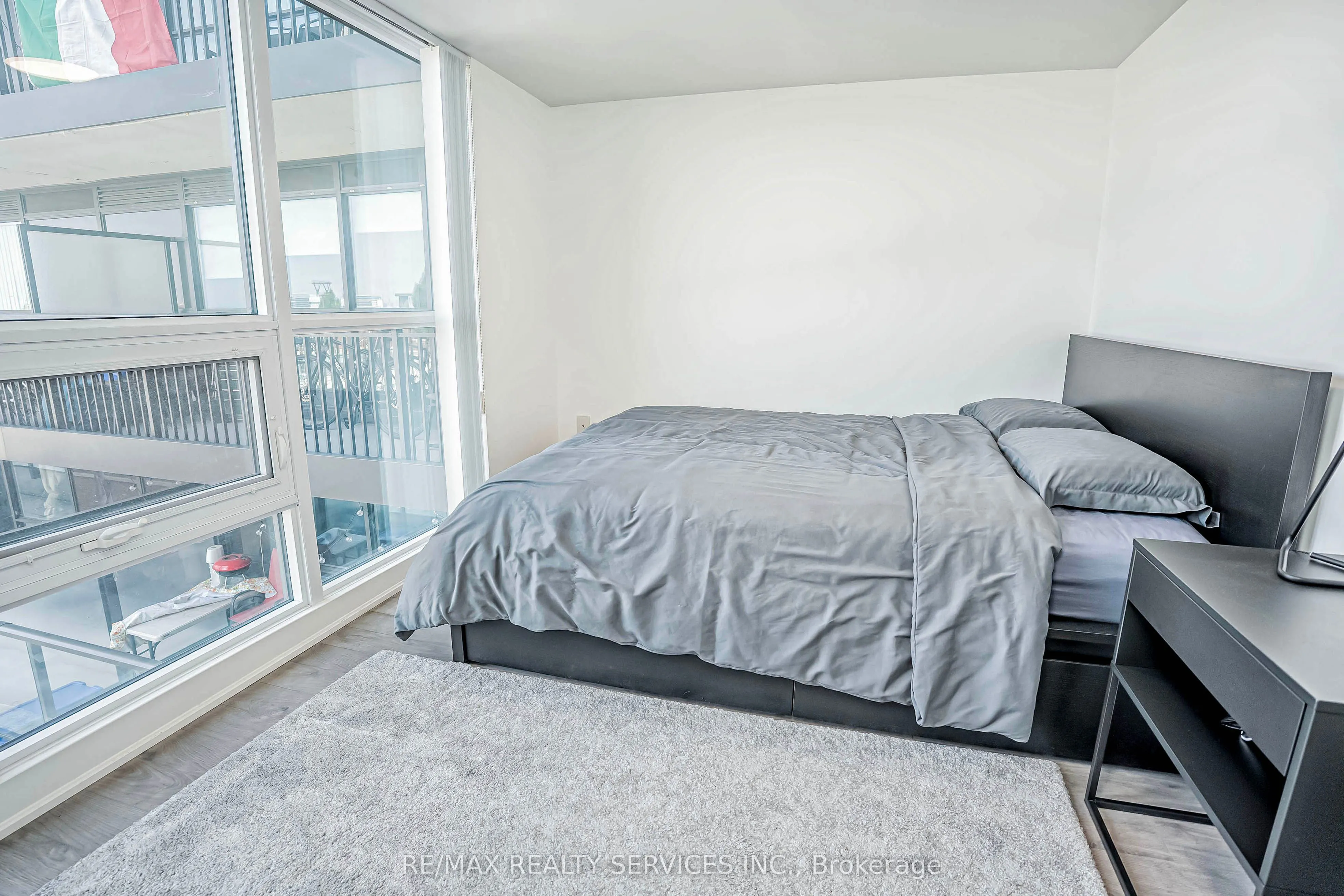 3091 Dufferin Street, #1006