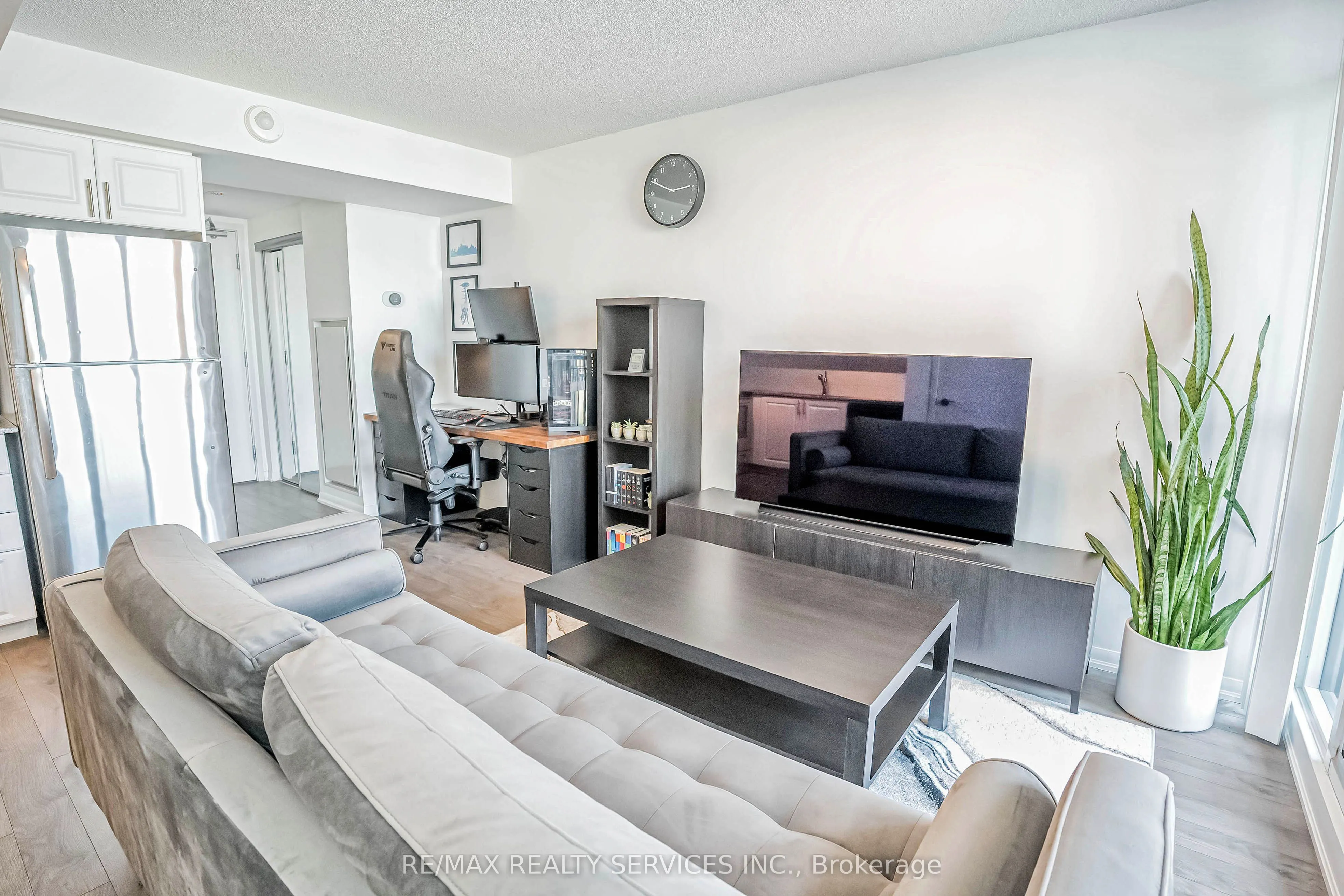 3091 Dufferin Street, #1006