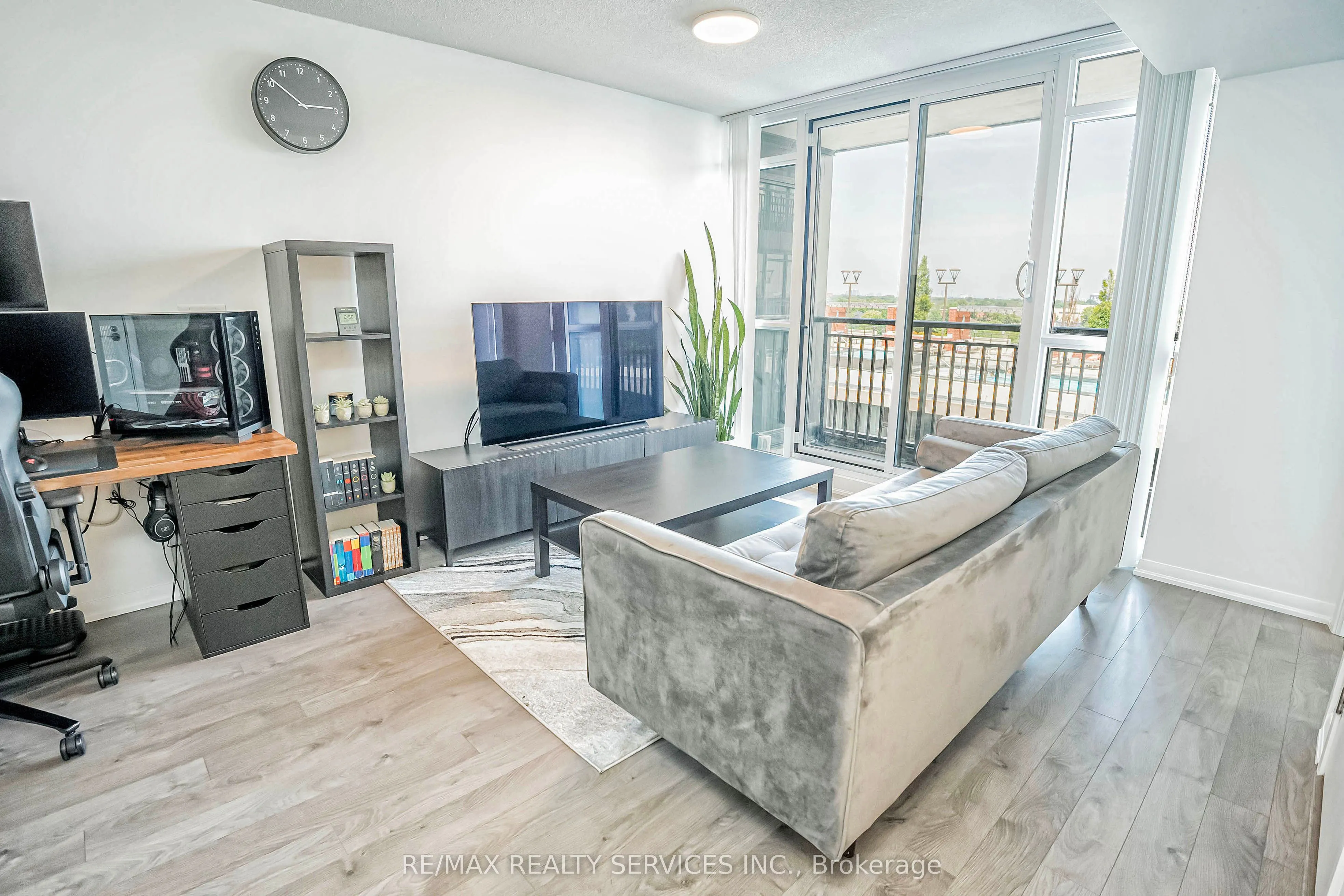 3091 Dufferin Street, #1006