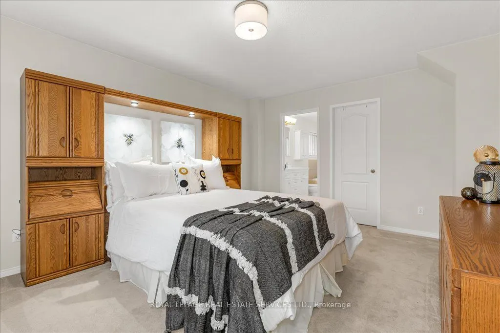 2483 Sunnyhurst Close