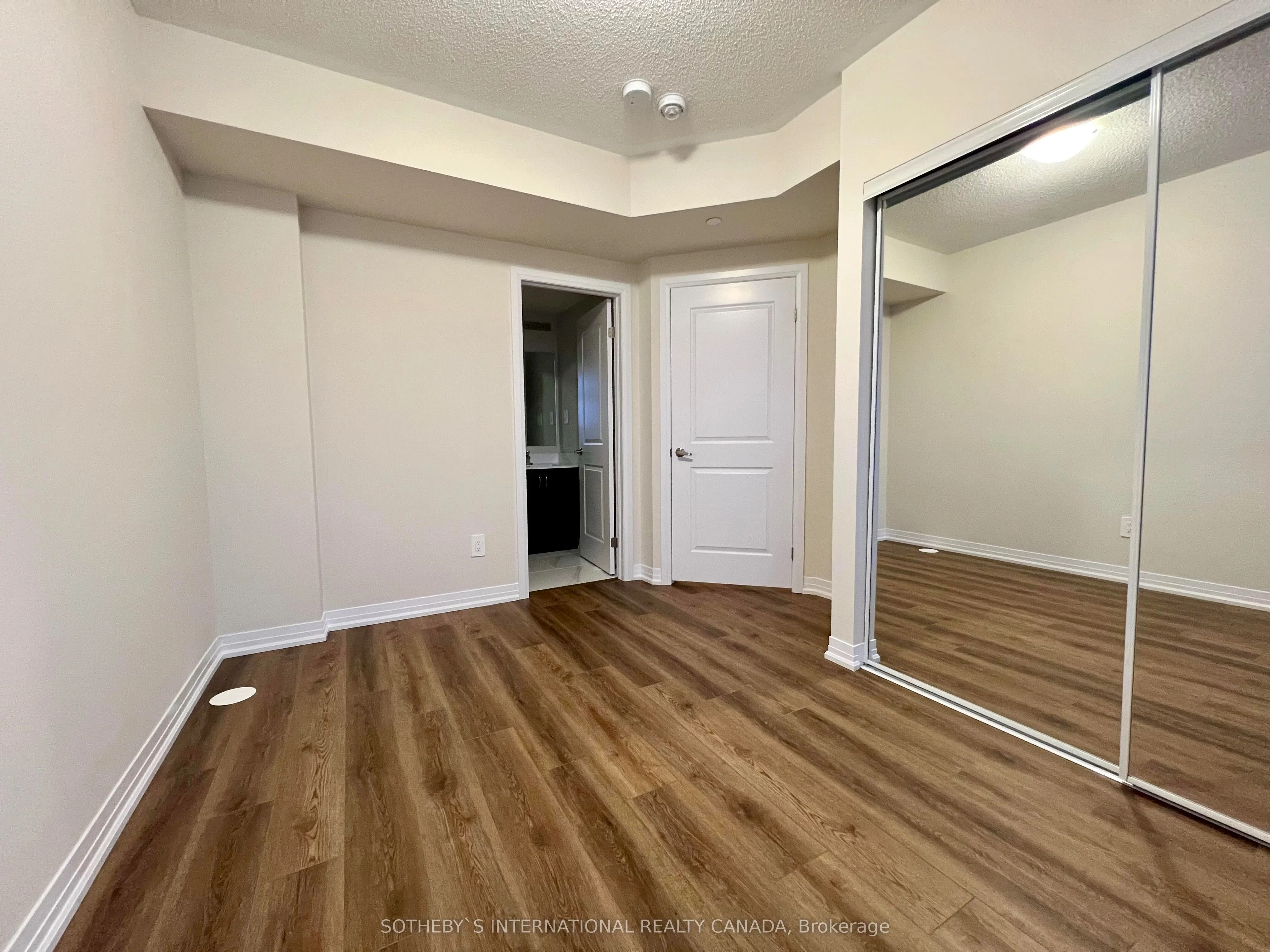 1585 Rose Way #103