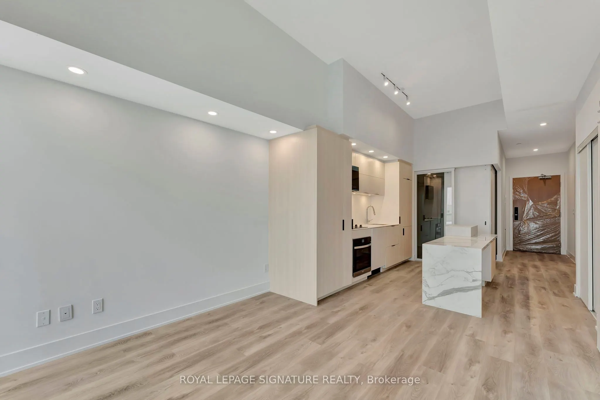 374 Martha Street, #306