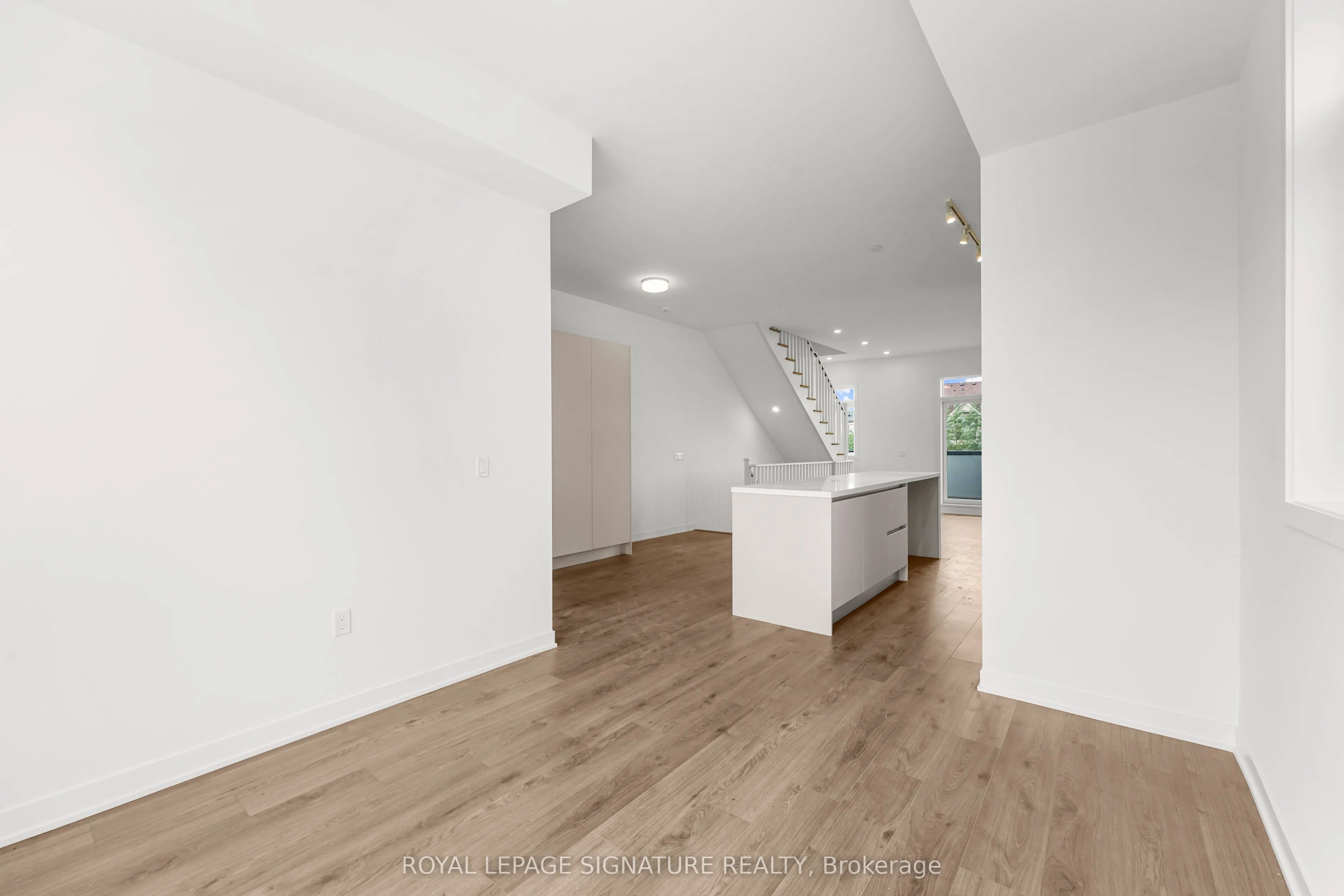 3047 Trailside Drive