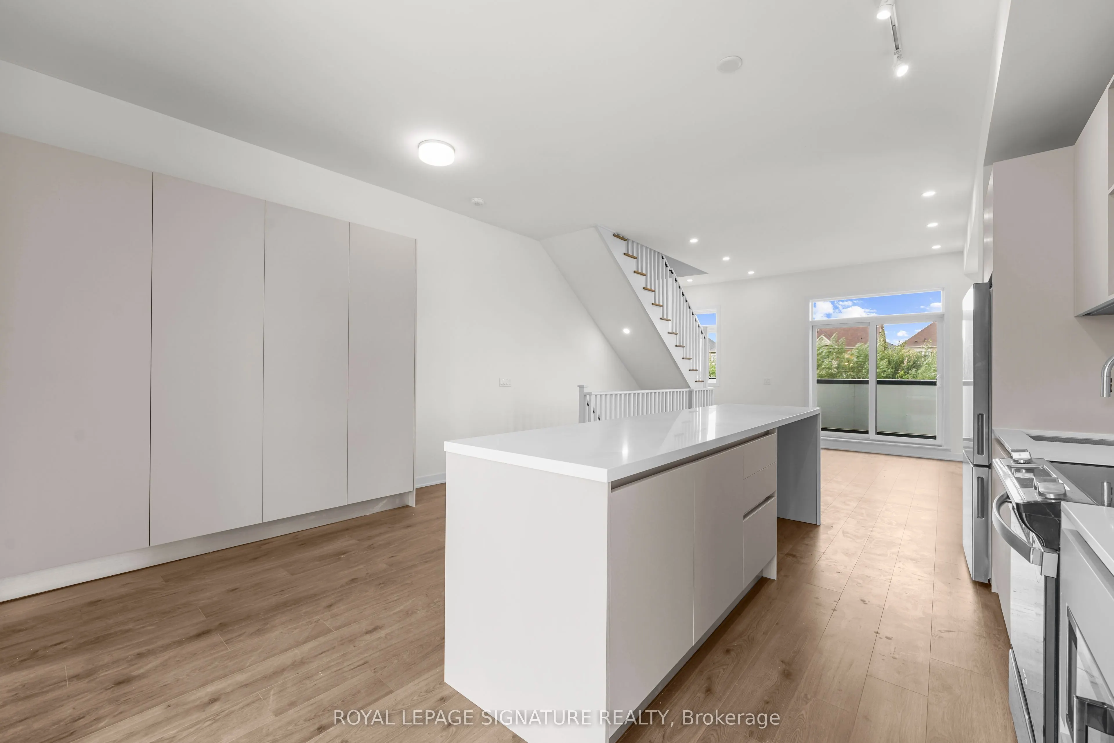 3047 Trailside Drive