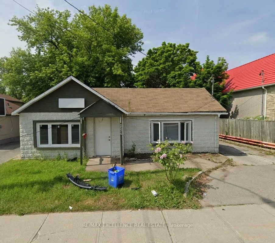 2574 Confederation Parkway