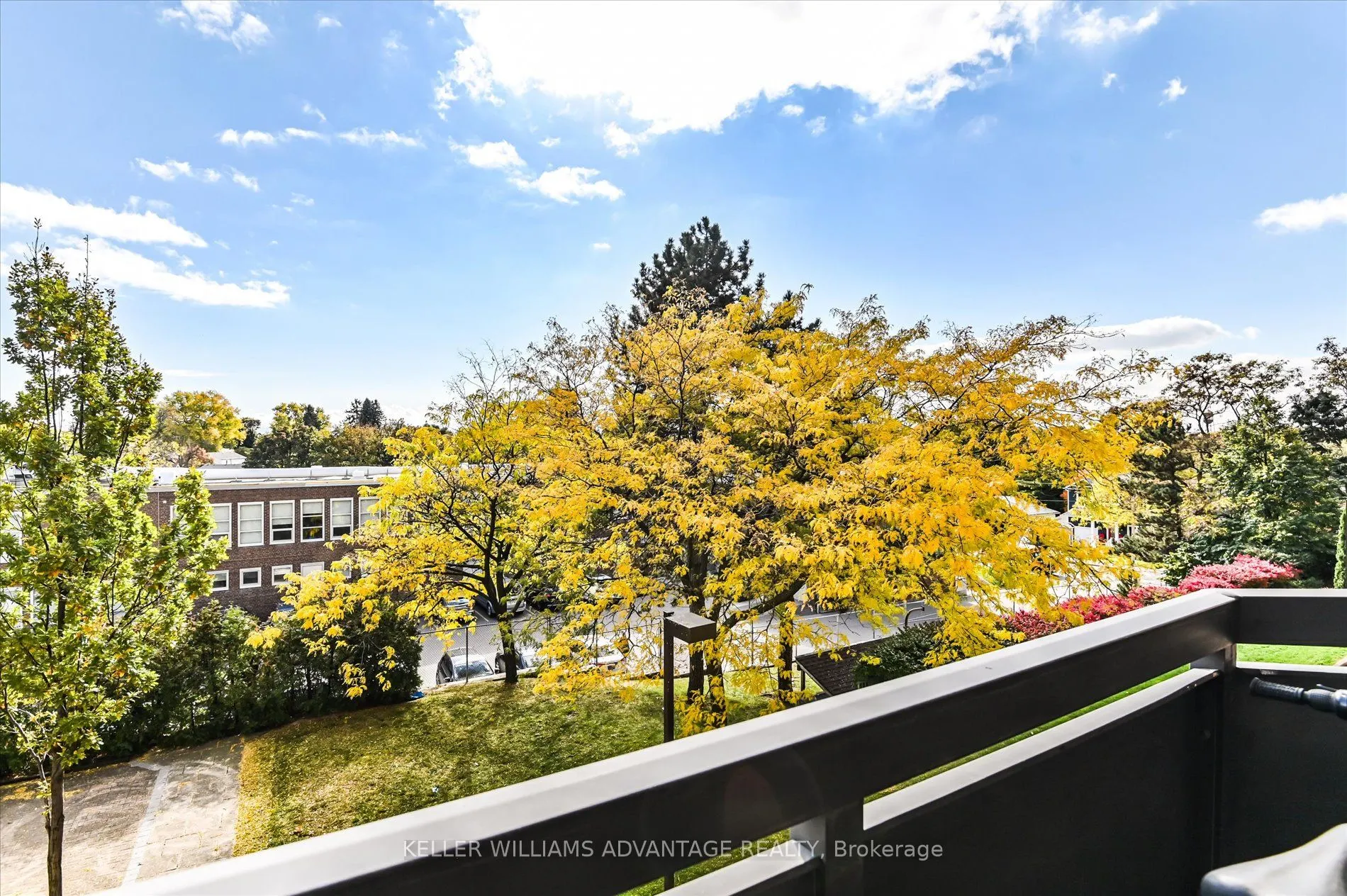 3845 Lake Shore Boulevard W, #310
