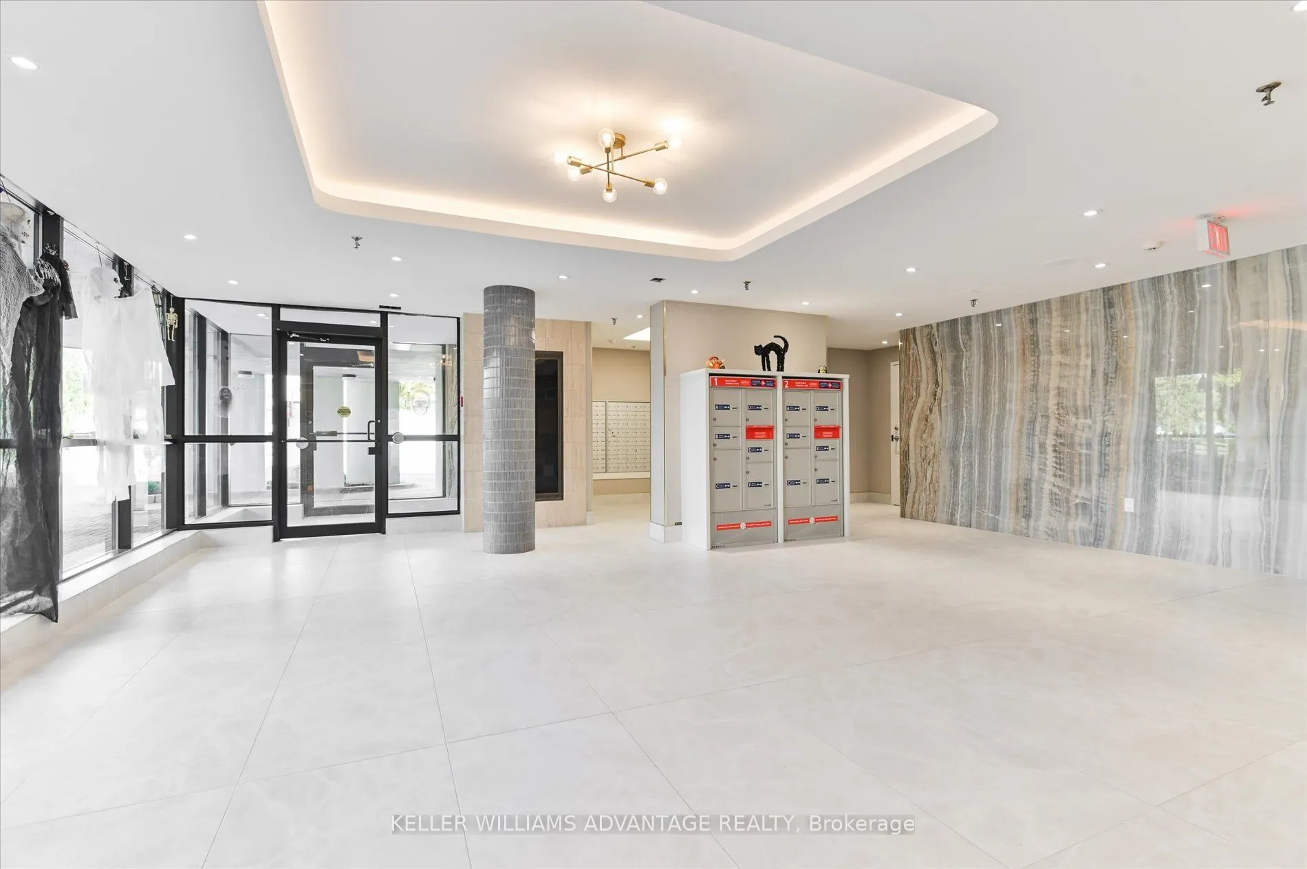 3845 Lake Shore Boulevard W, #310