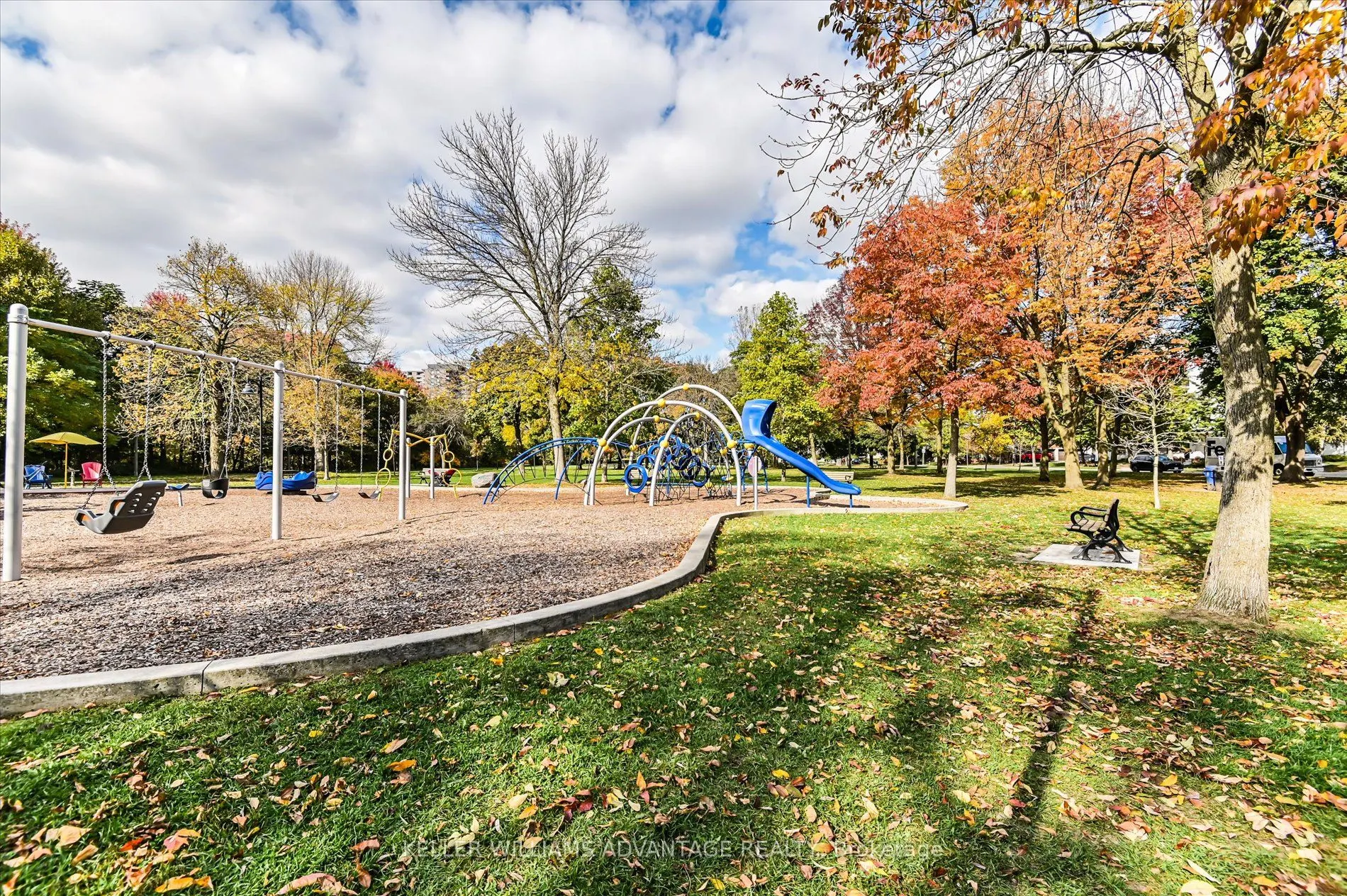 3845 Lake Shore Boulevard W, #310