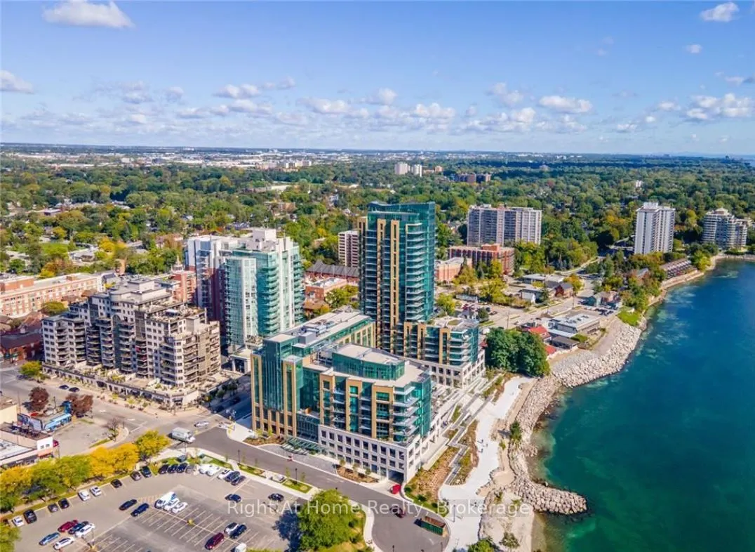 2060 LAKESHORE Road, #802