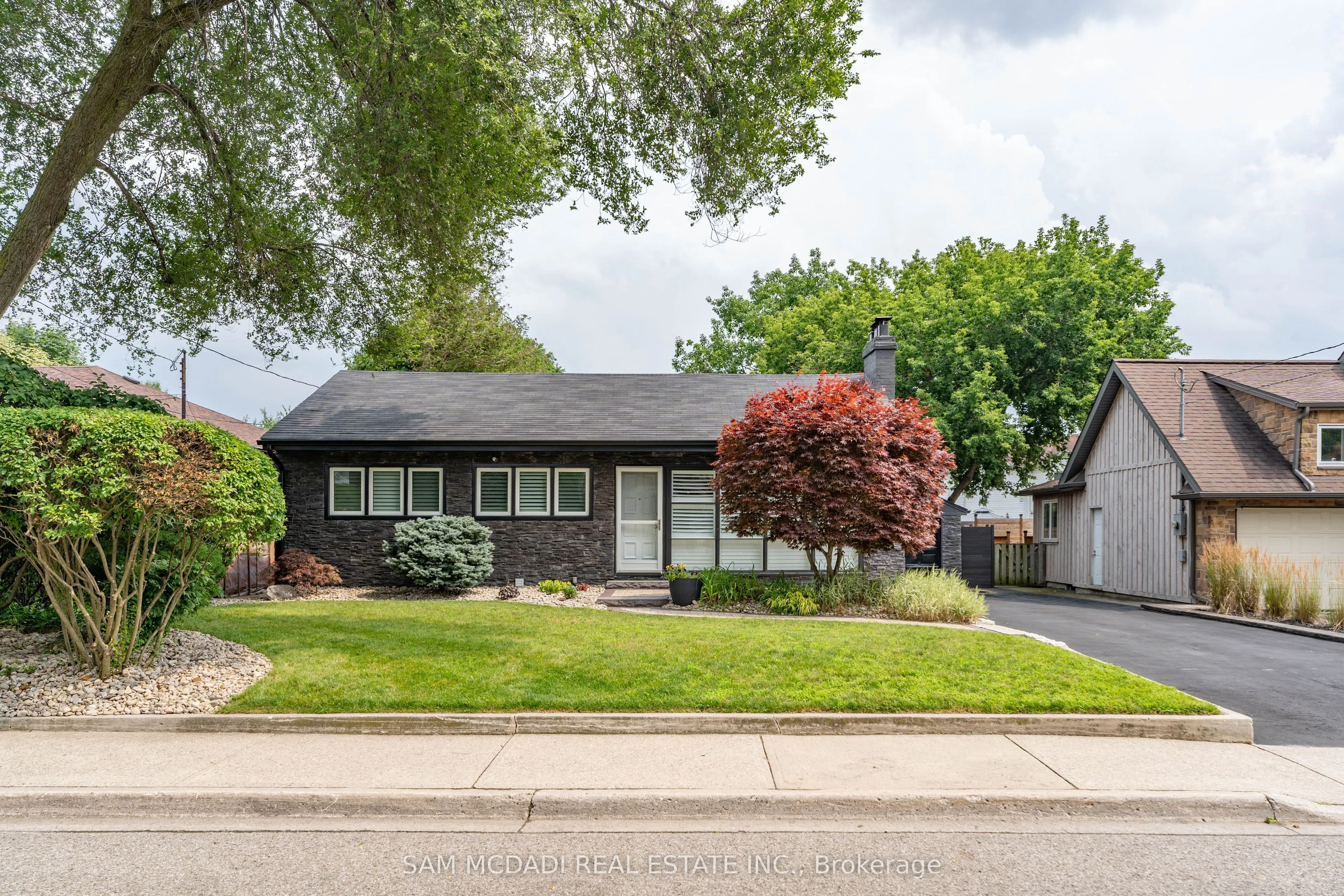 1140 Halliday Avenue