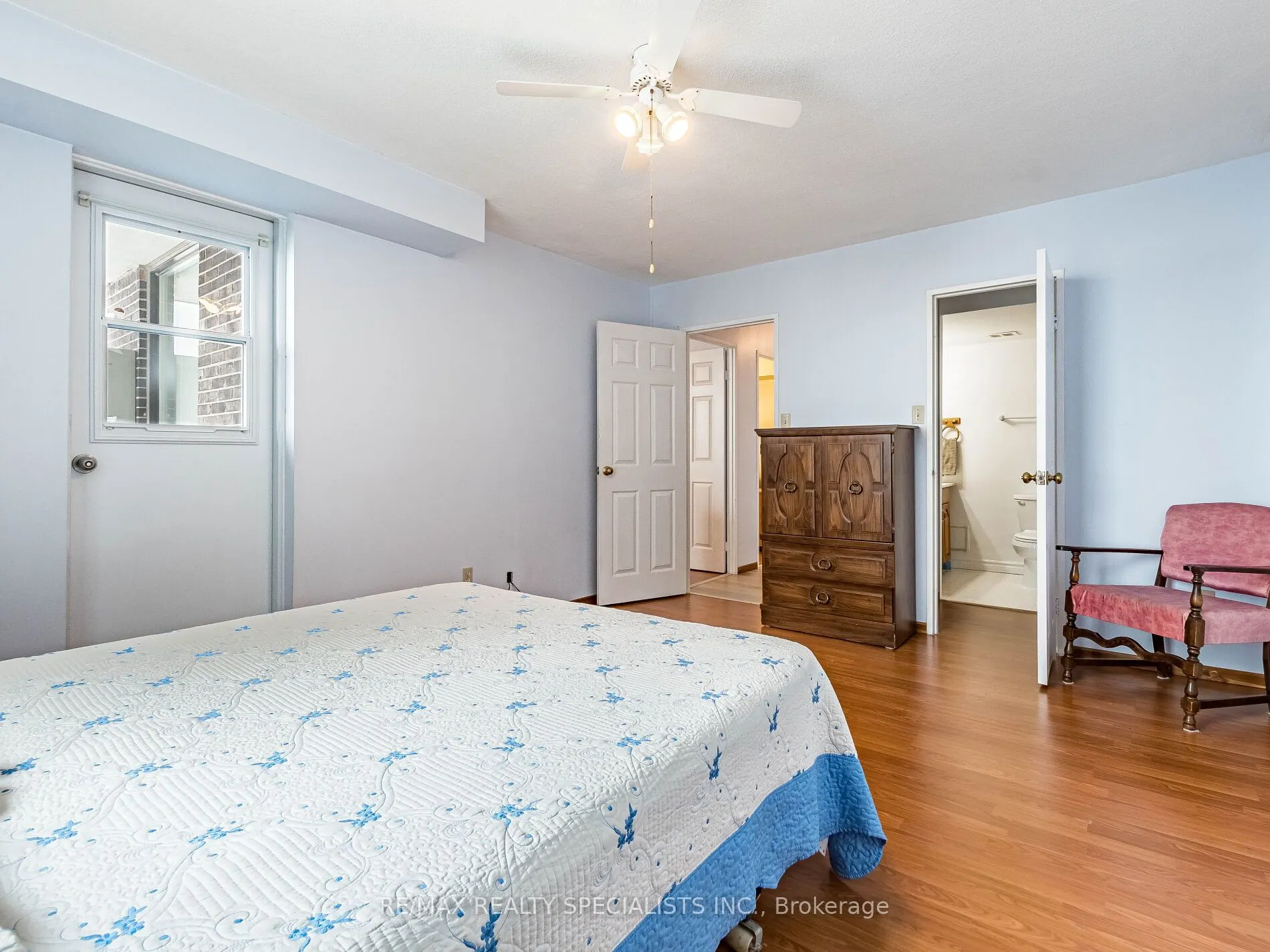 1535 Lakeshore Road E, #1806