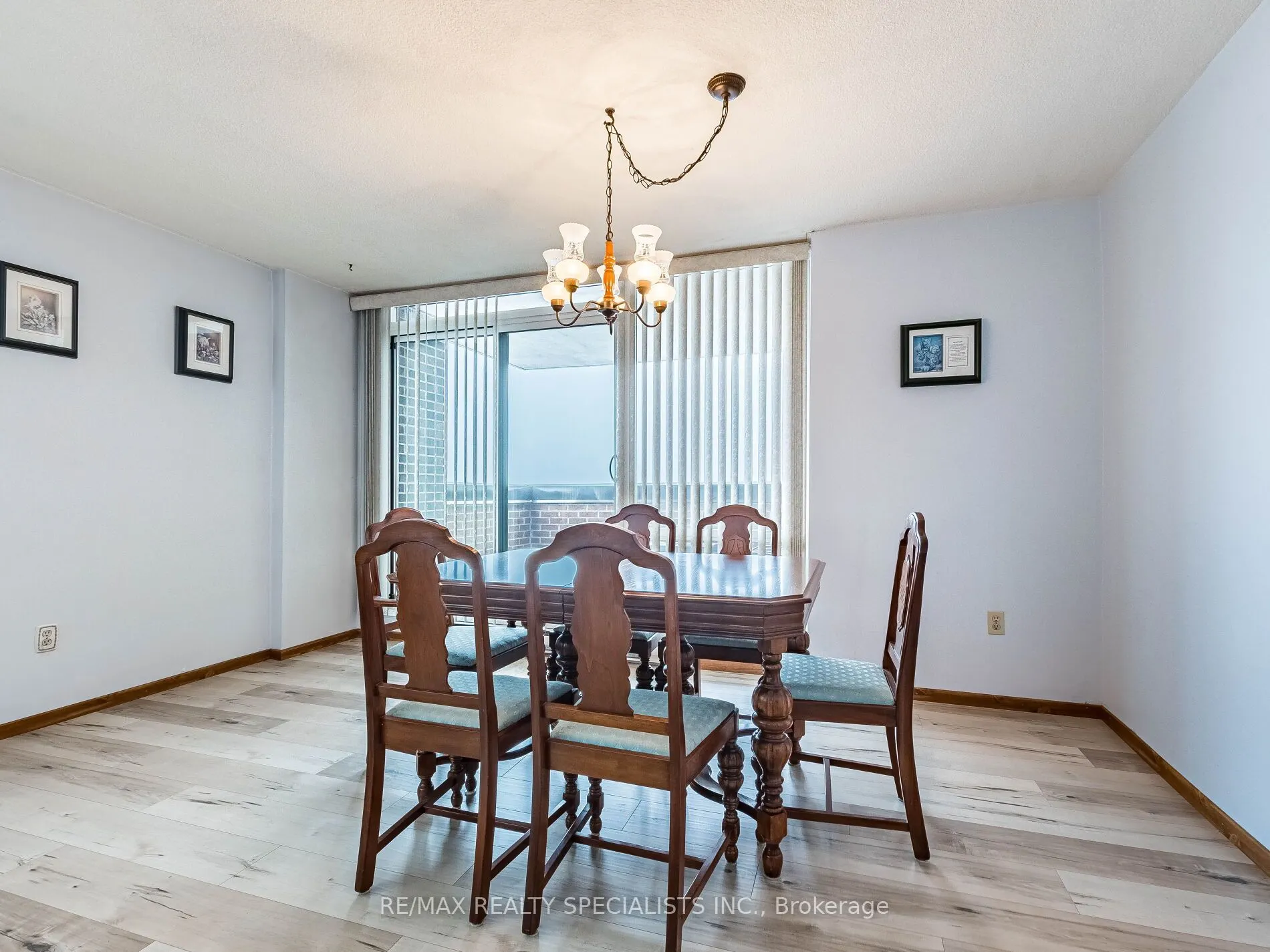 1535 Lakeshore Road E, #1806