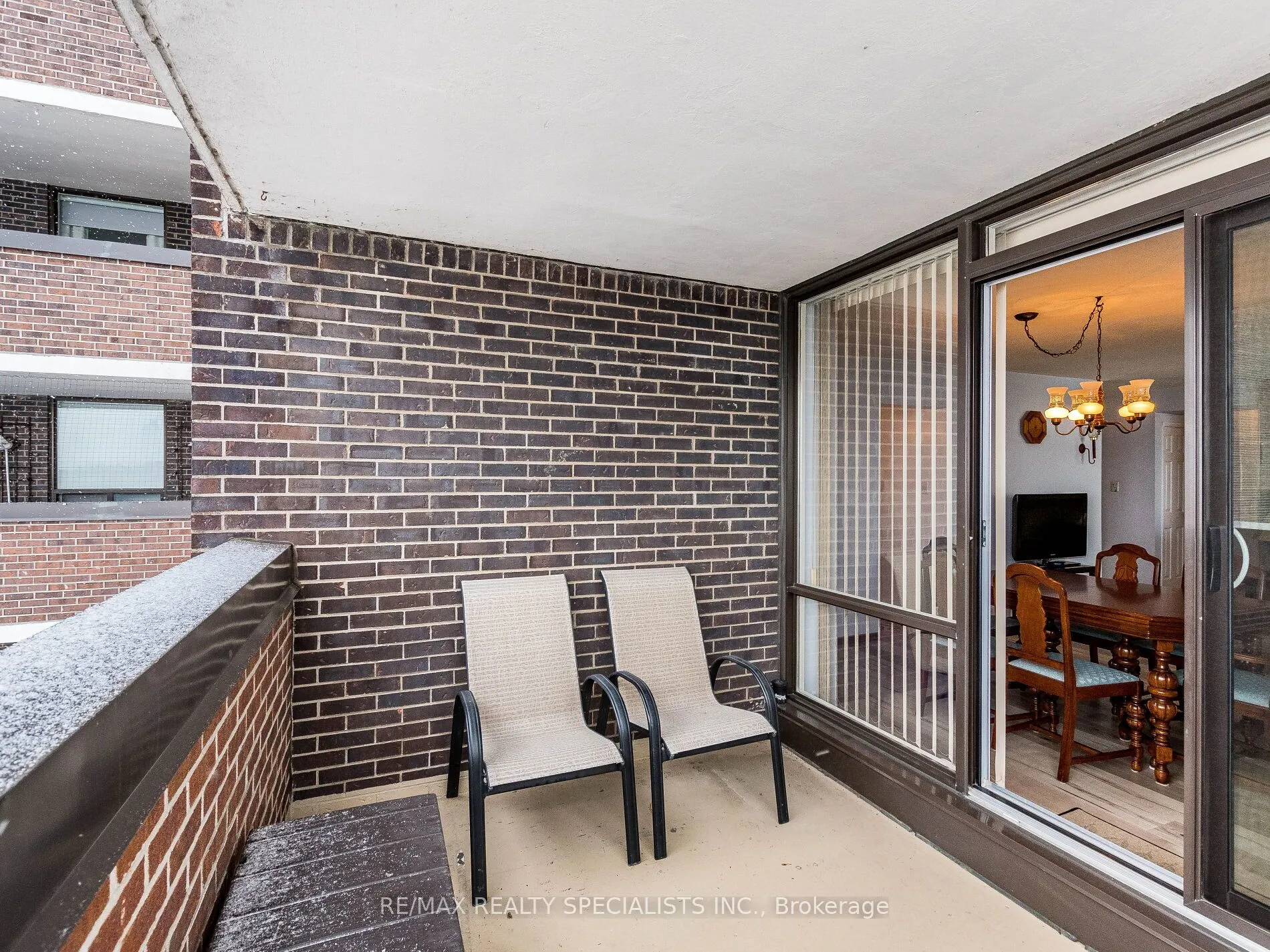 1535 Lakeshore Road E, #1806