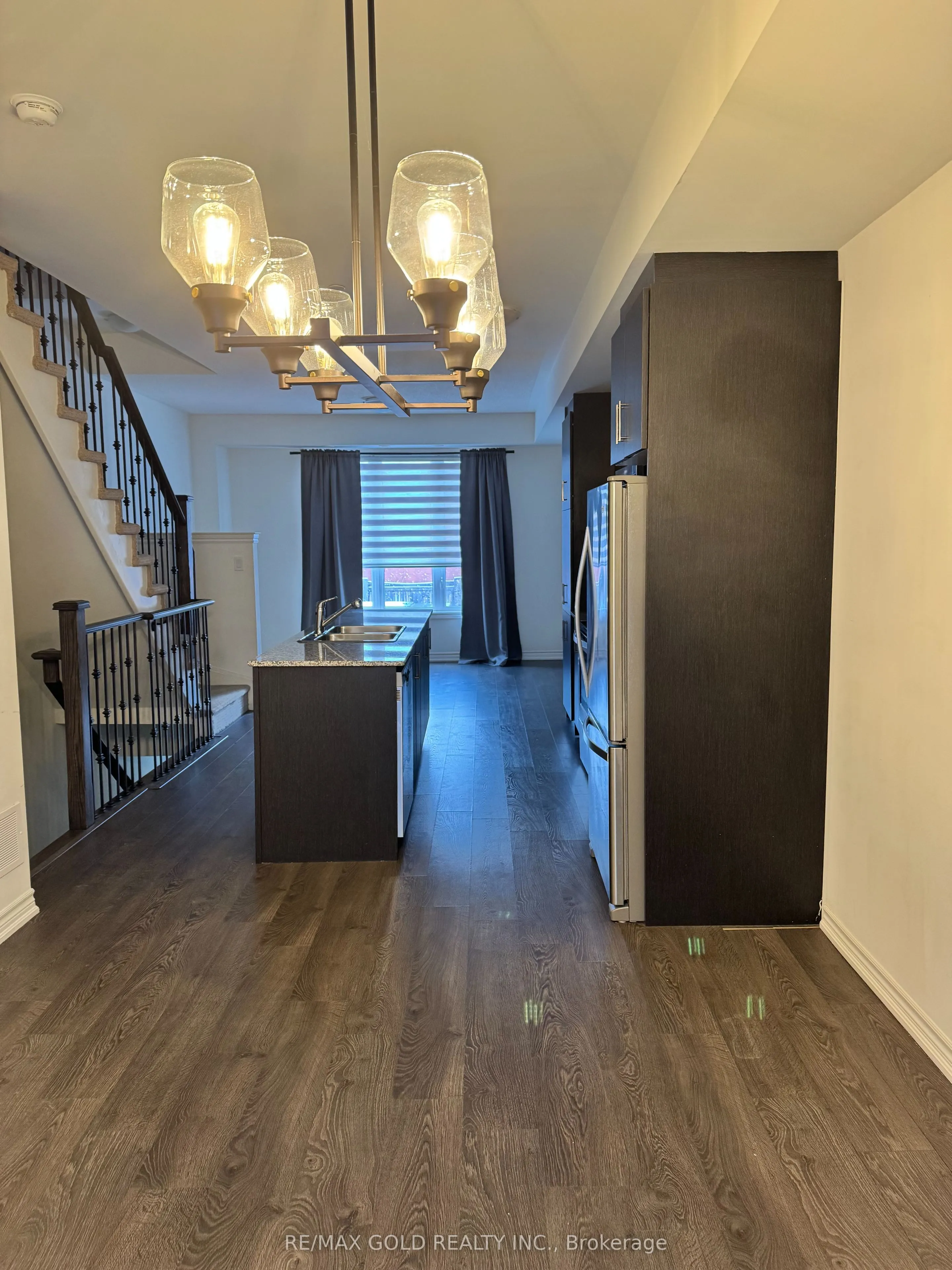 80 EASTWOOD PARK Gardens, #3