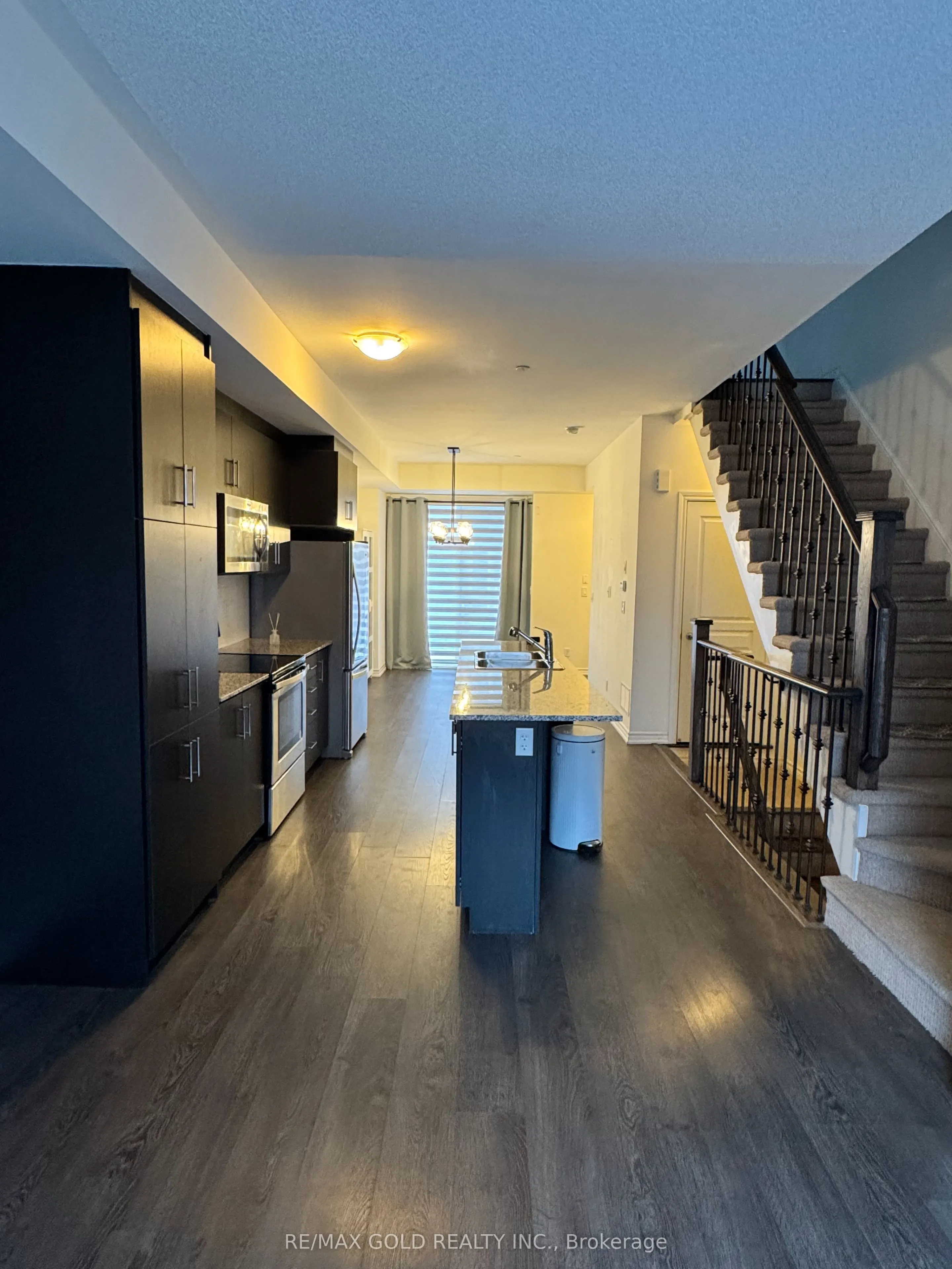 80 EASTWOOD PARK Gardens, #3