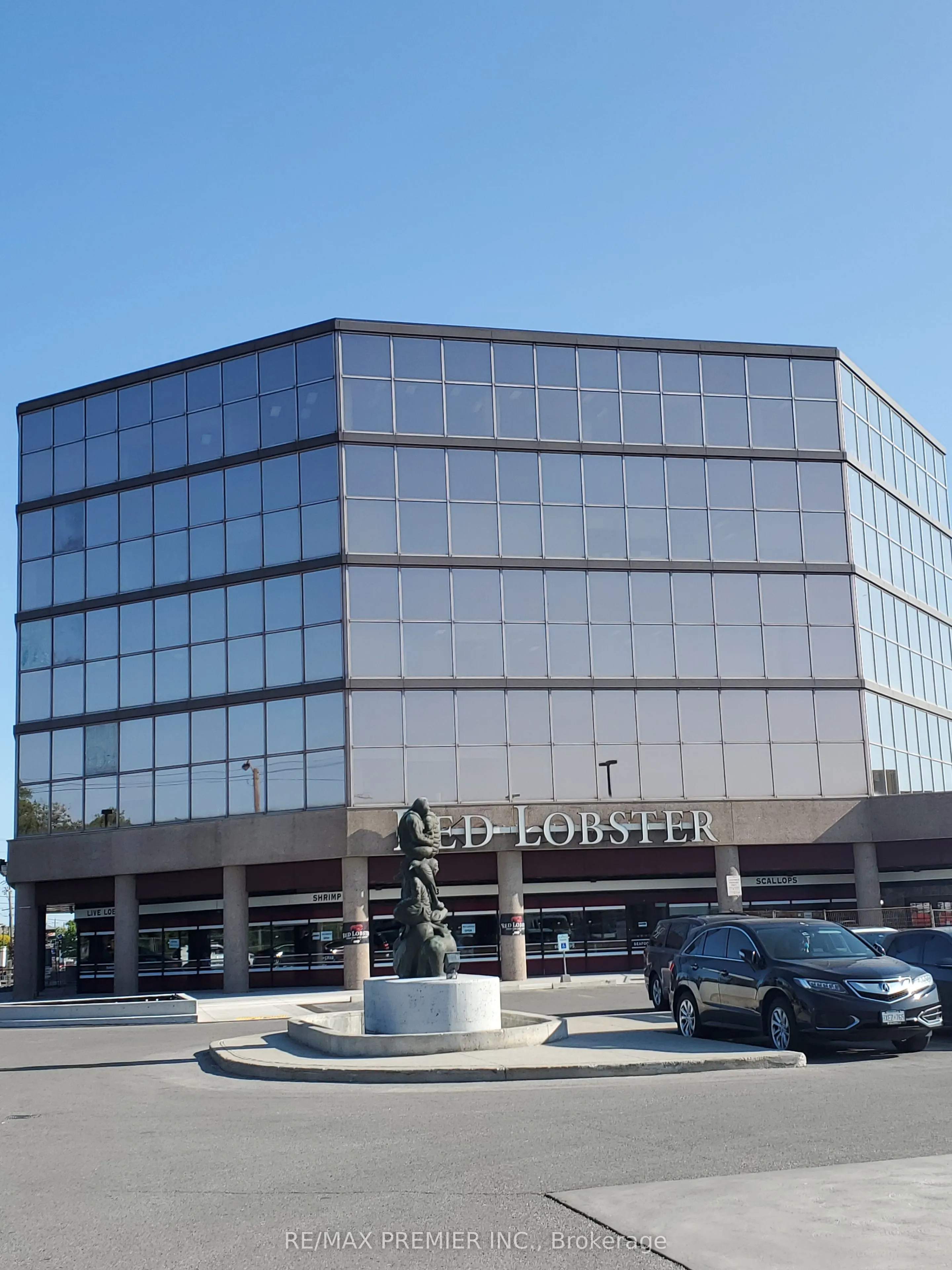 3200 Dufferin Street, #204