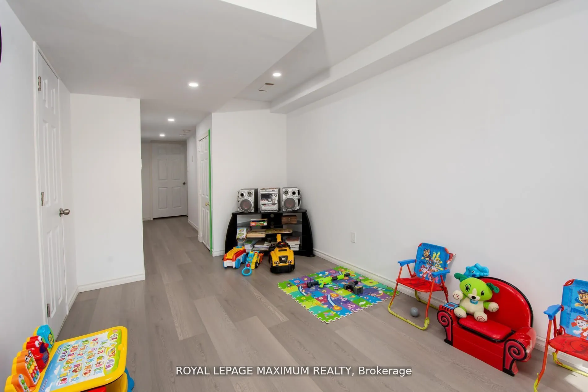 31 Townline, #8