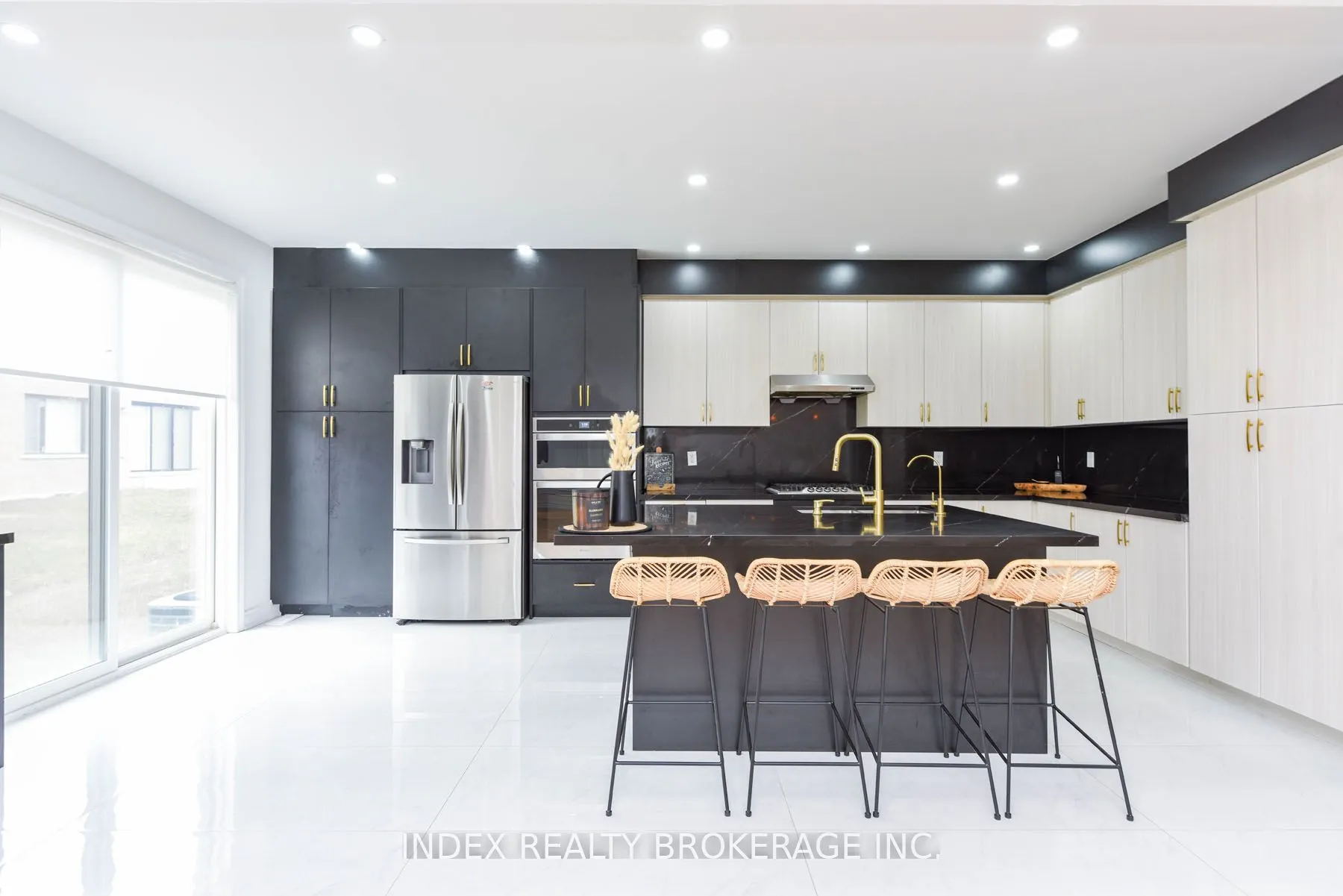 32 Mccormack Road S
