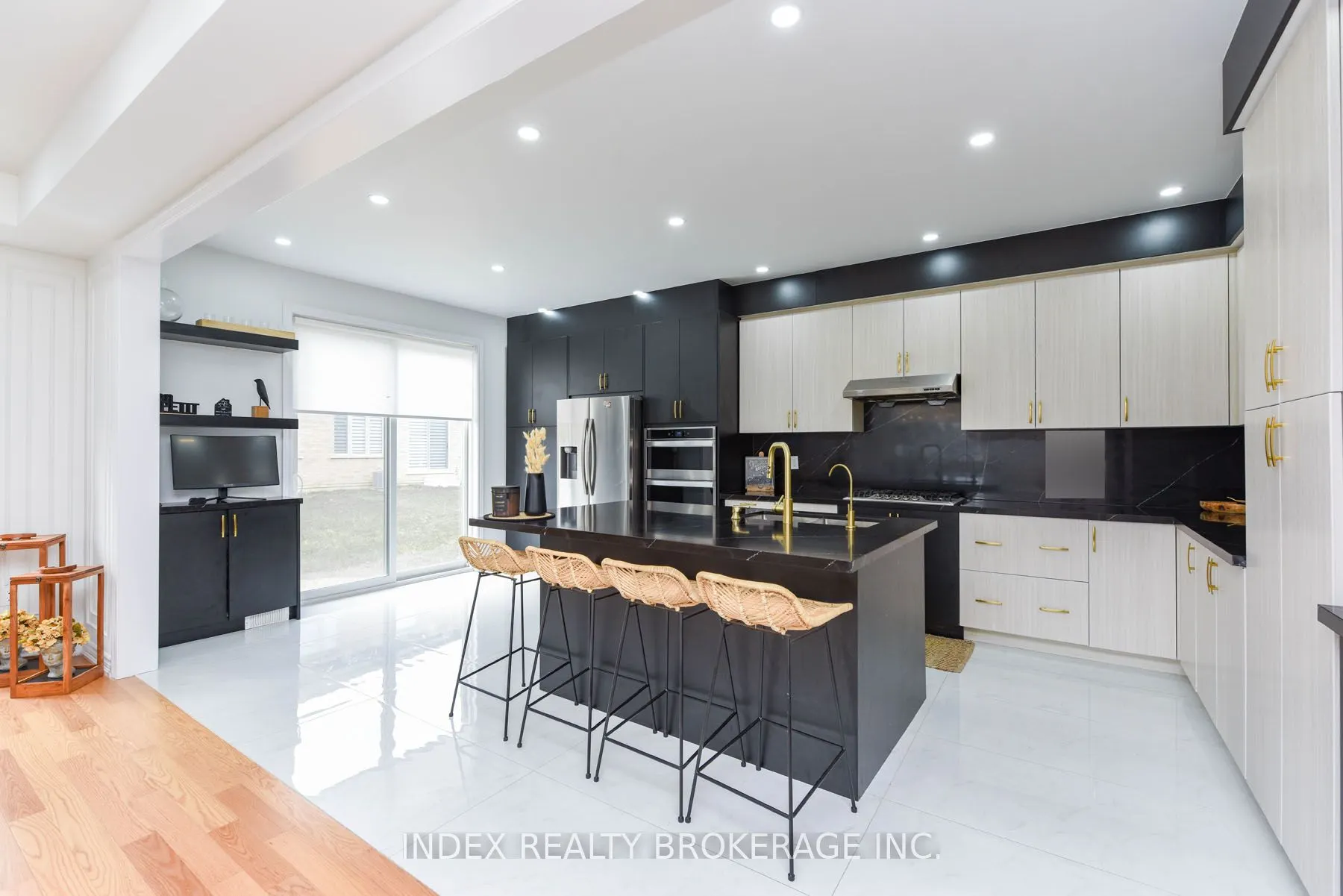 32 Mccormack Road S