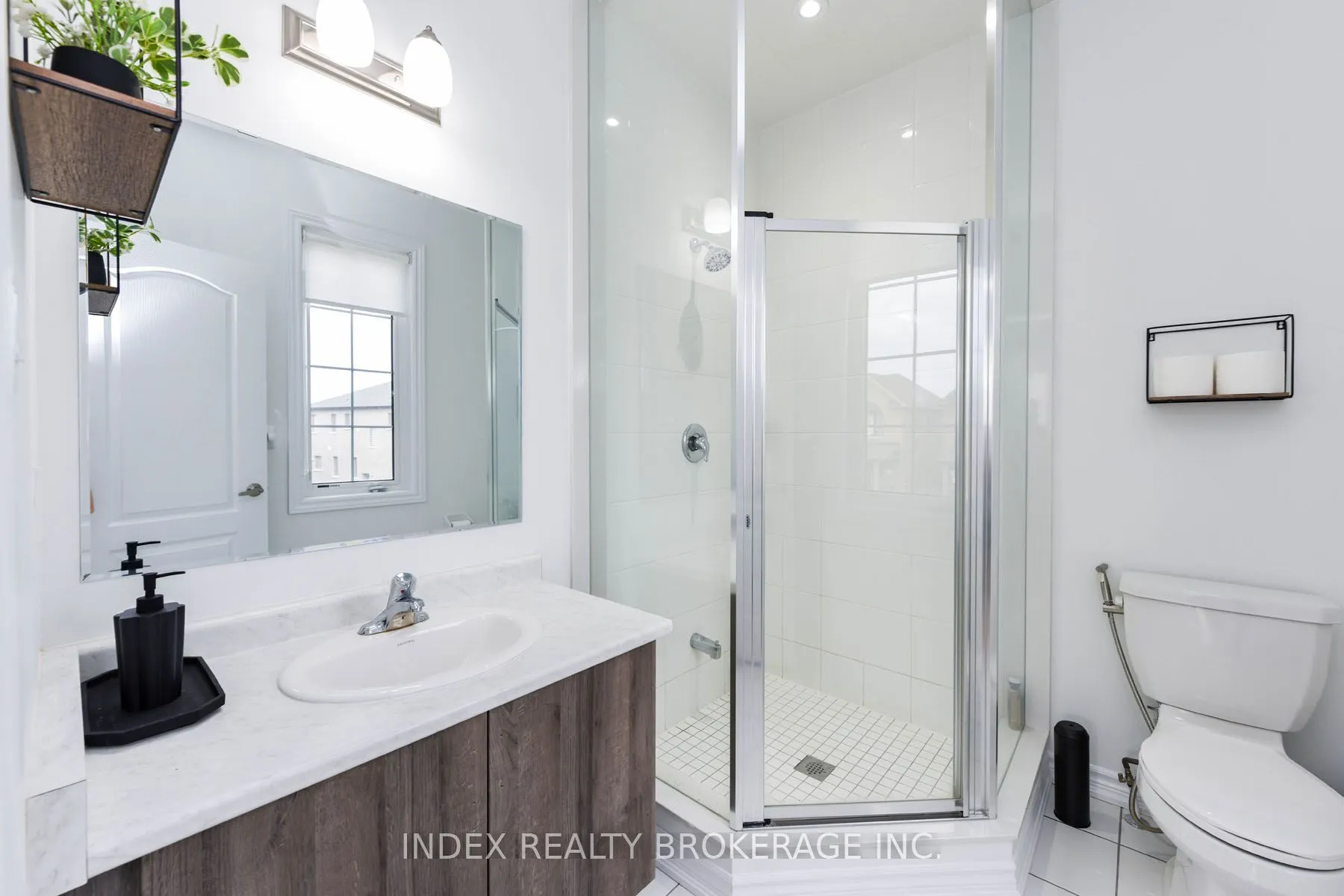 32 Mccormack Road S