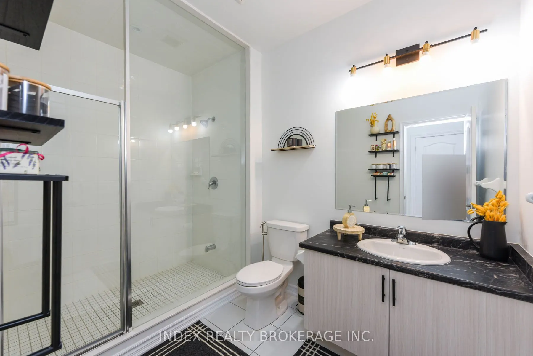 32 Mccormack Road S