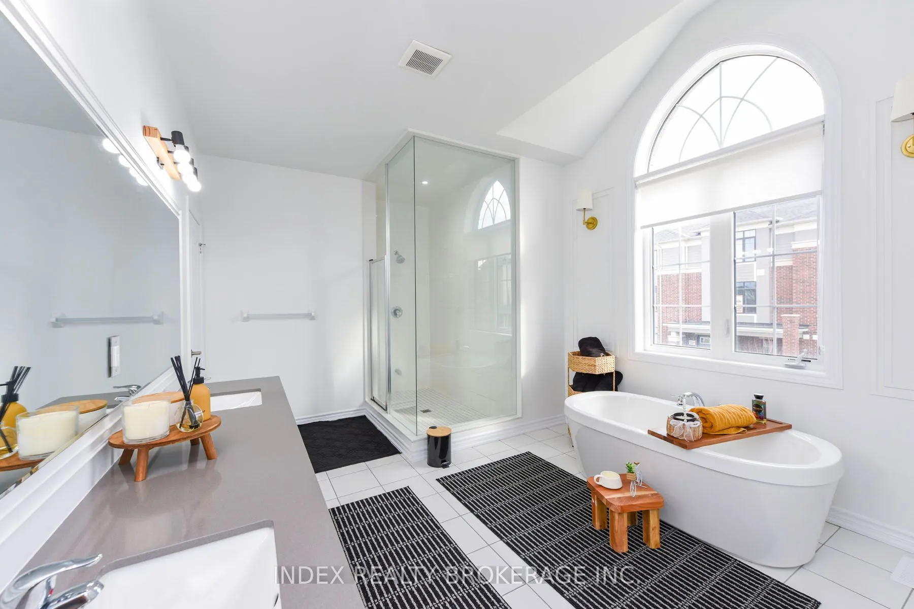 32 Mccormack Road S