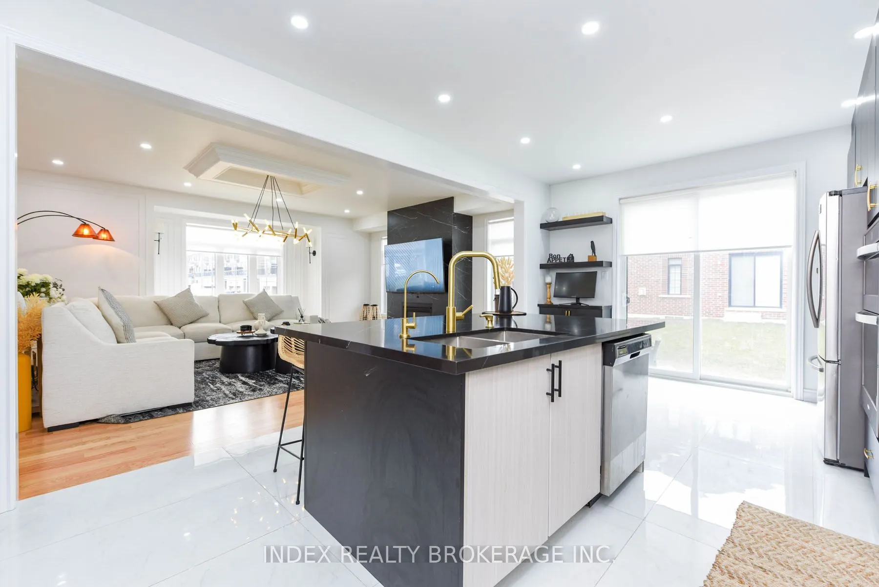32 Mccormack Road S