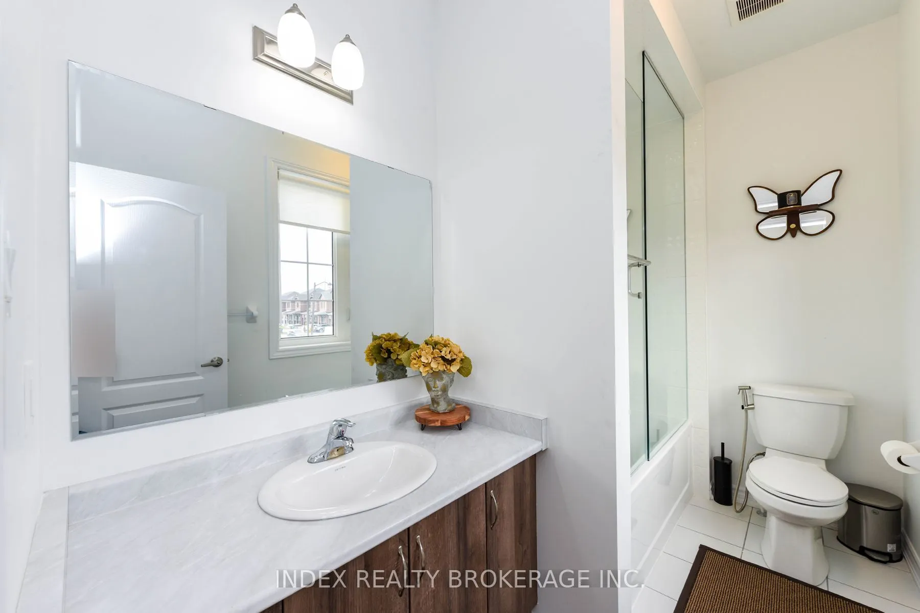 32 Mccormack Road S