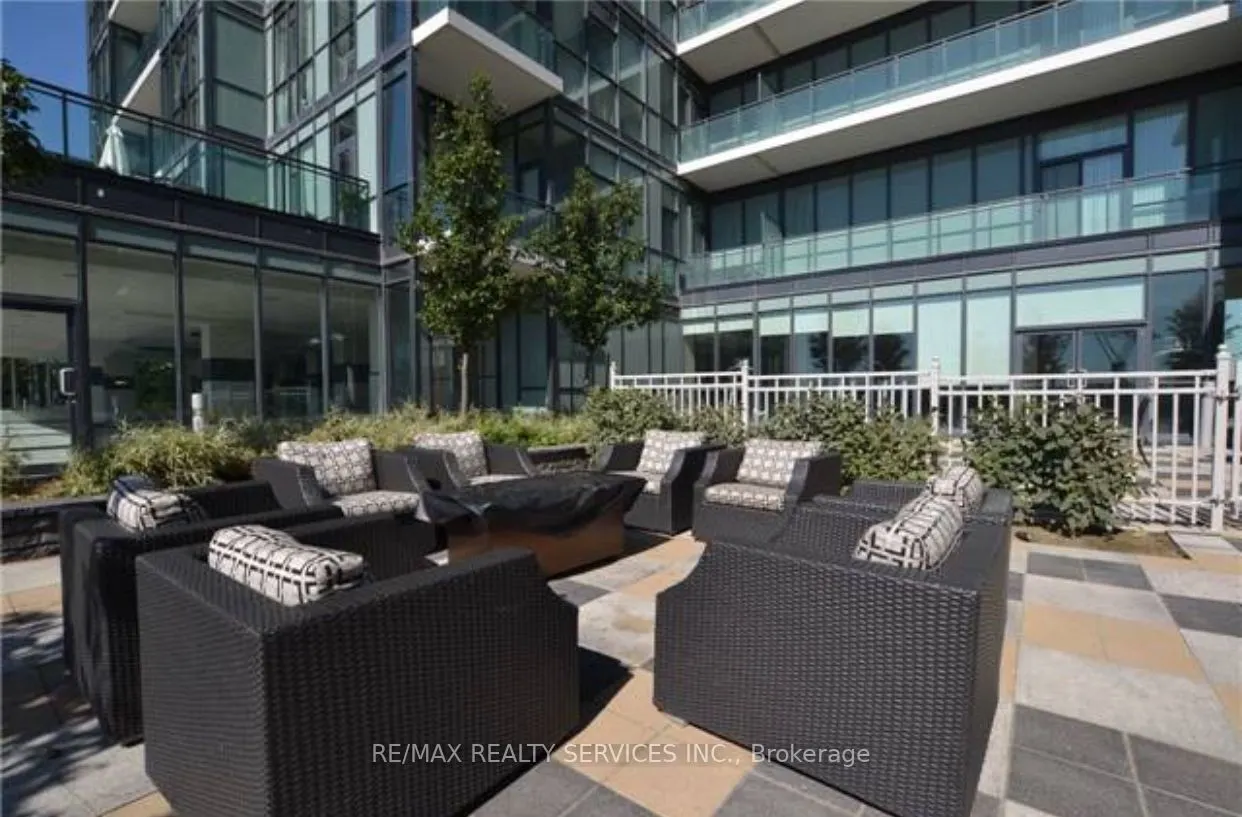 4070 Confederation Parkway #4005