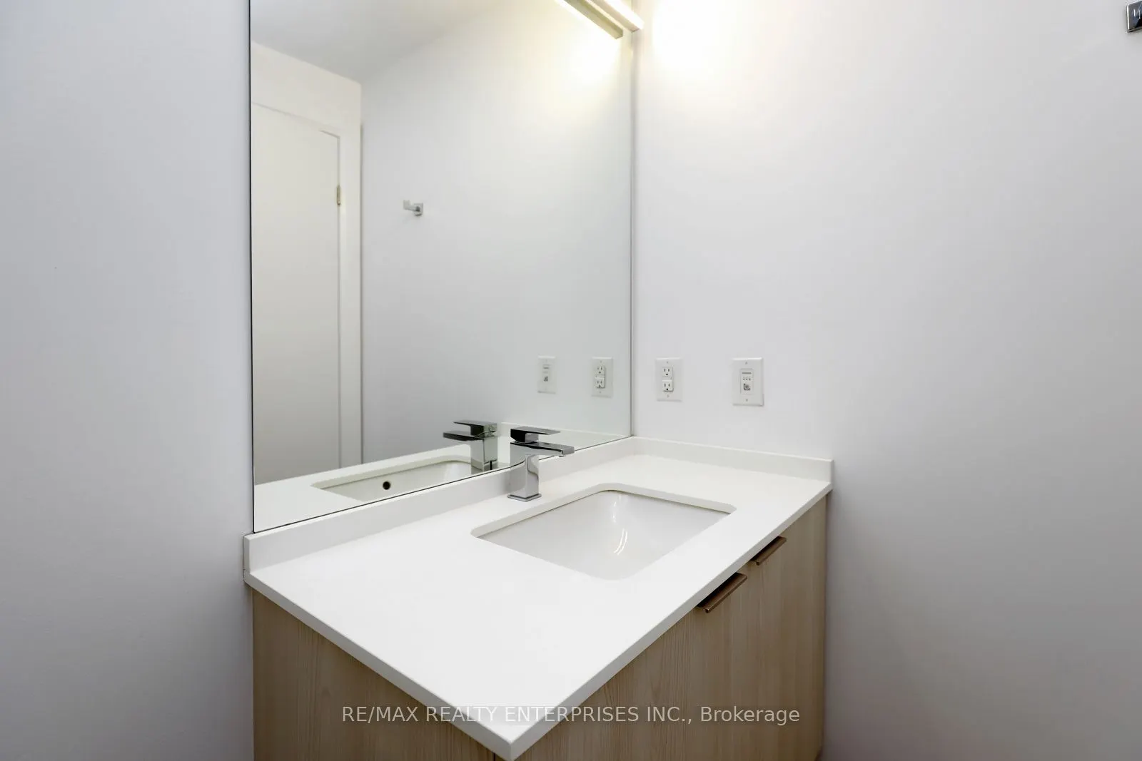 20 Brin Drive #1904