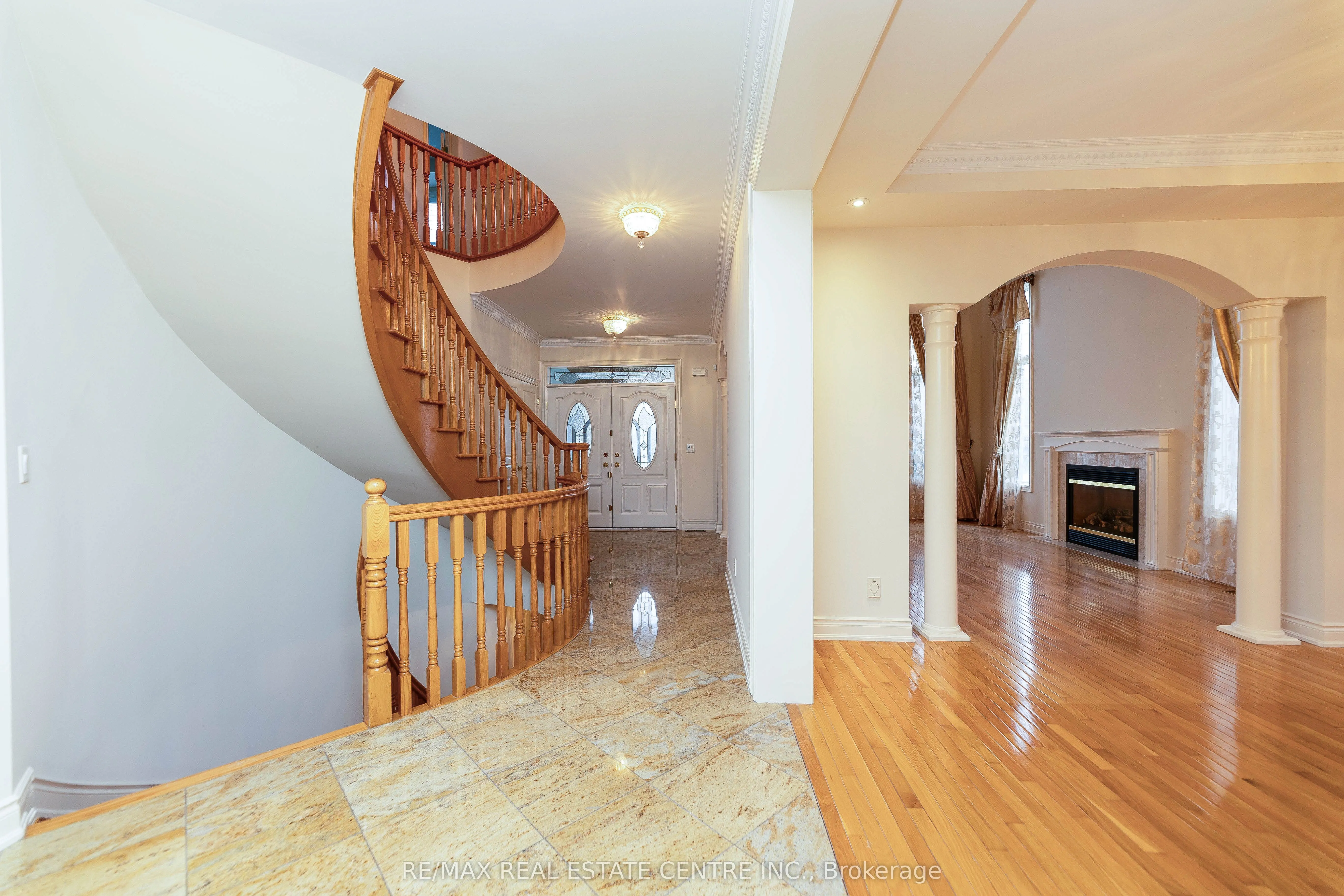 645 Cranleigh Court