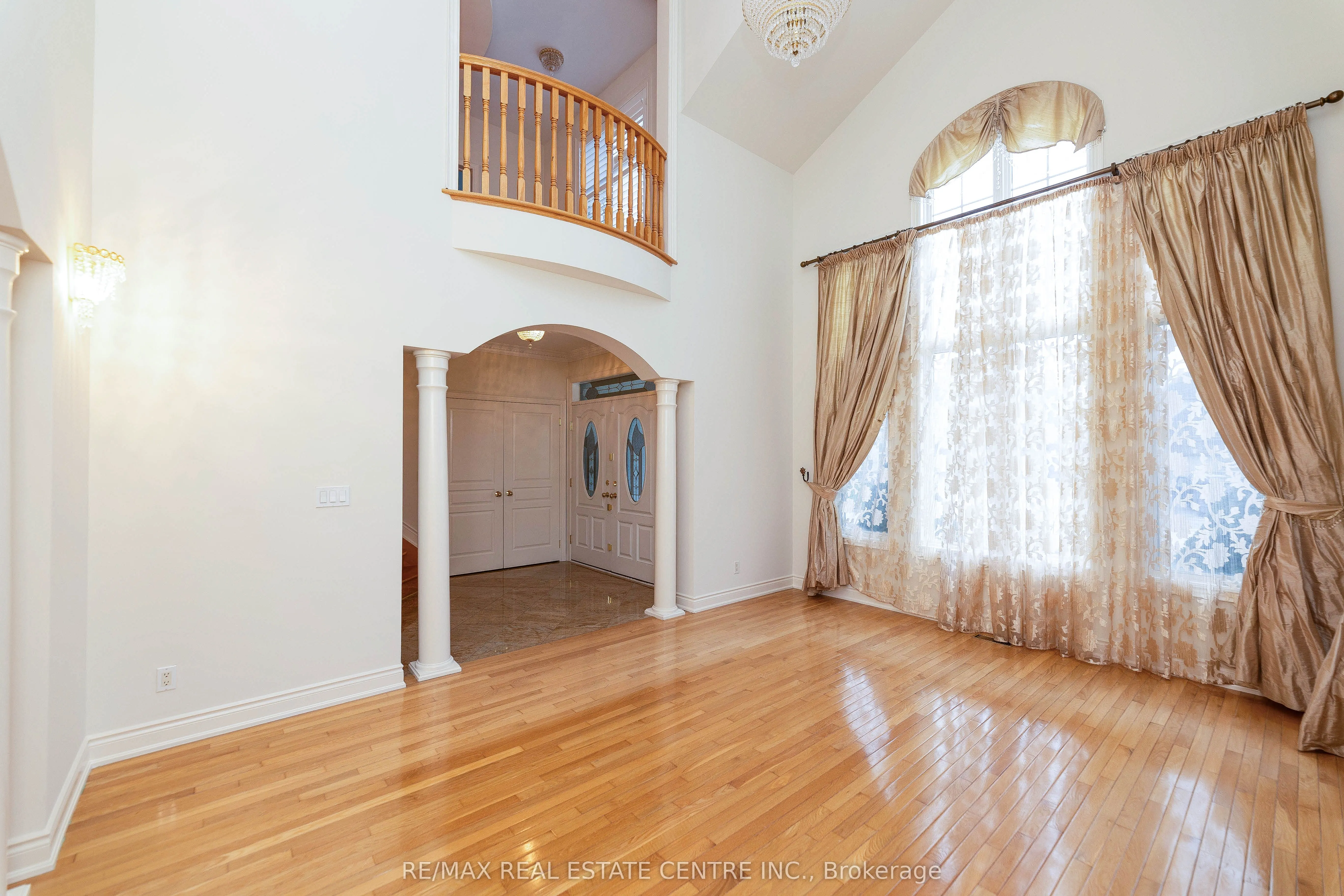 645 Cranleigh Court