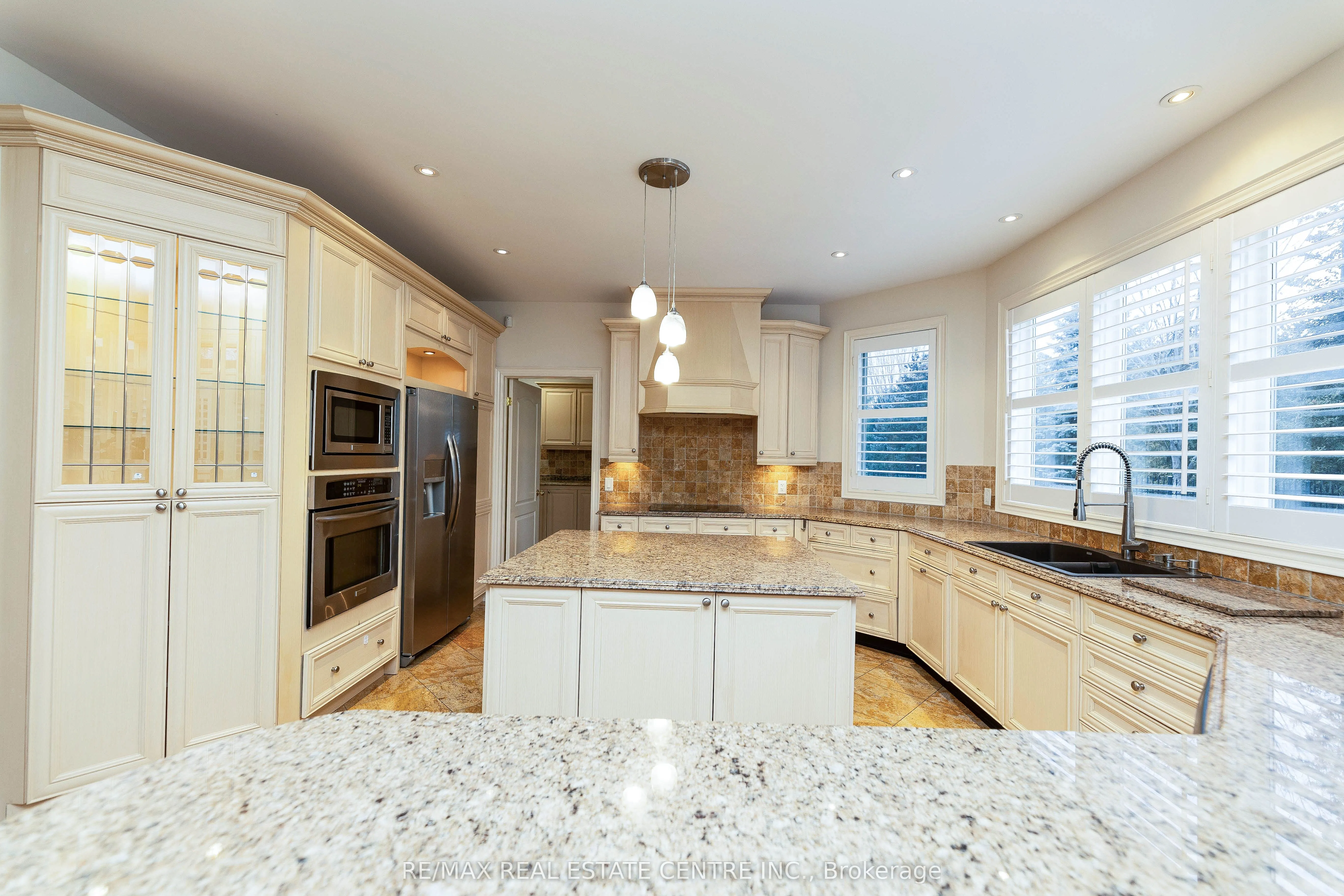 645 Cranleigh Court