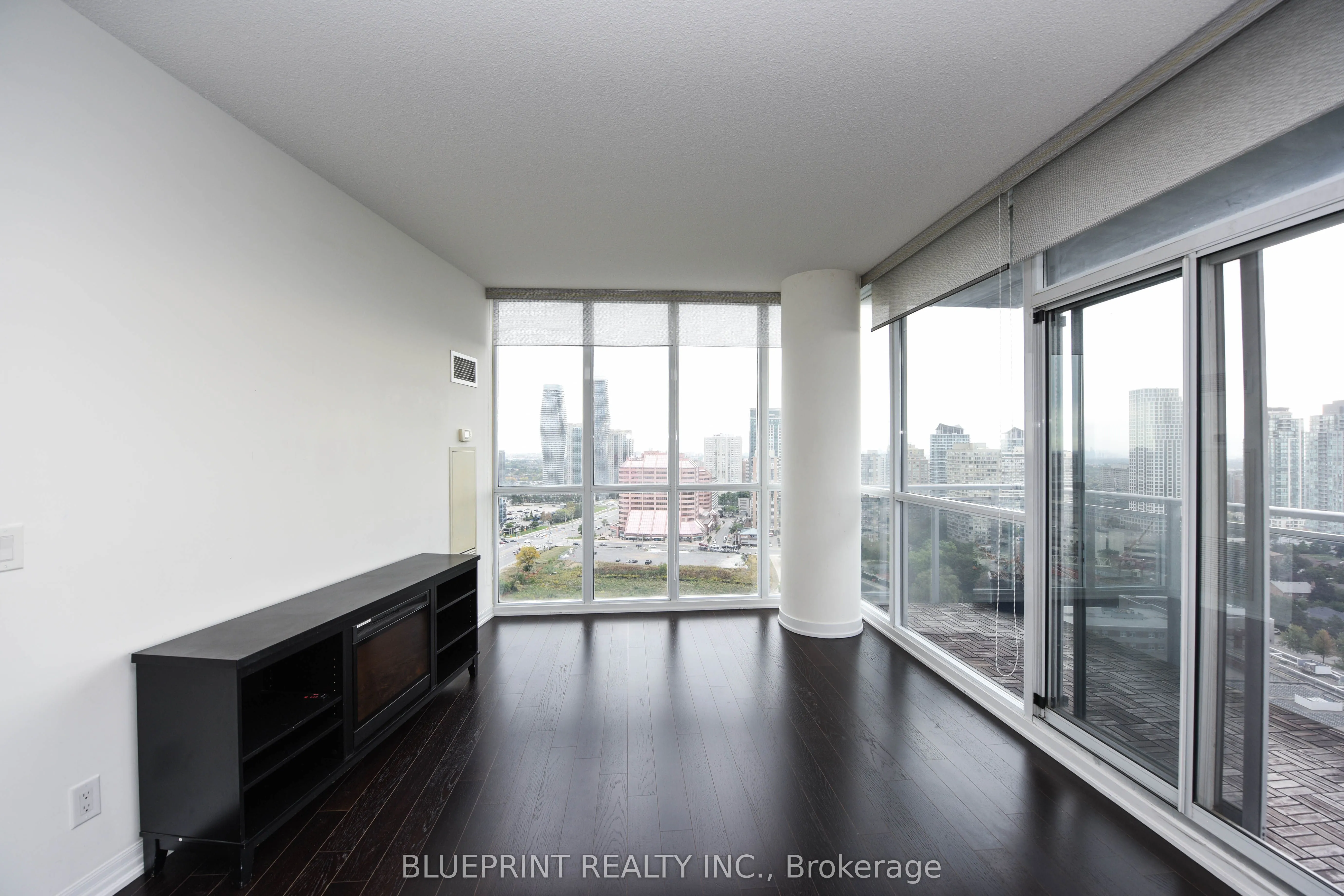 223 Webb Drive, #2002