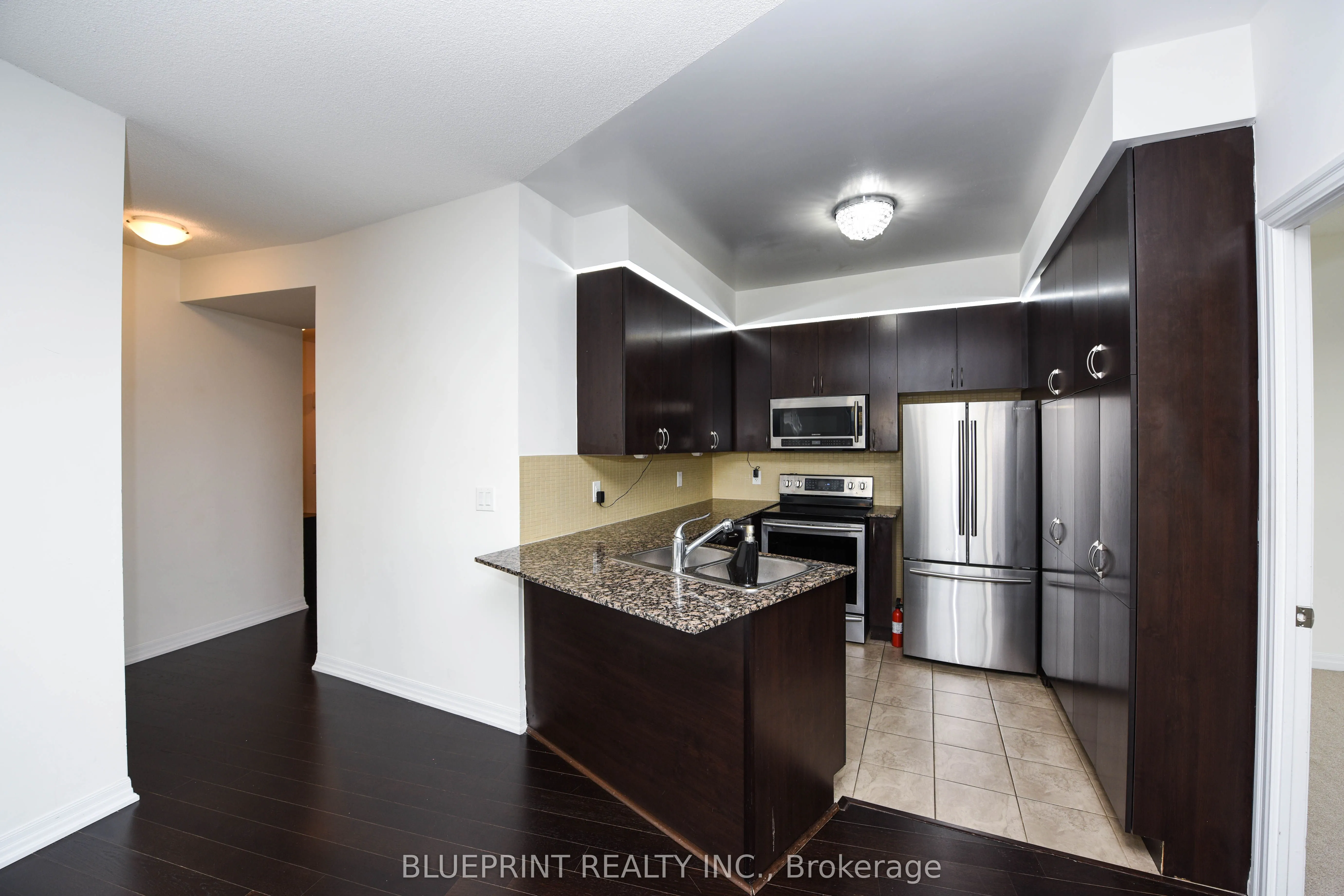 223 Webb Drive, #2002
