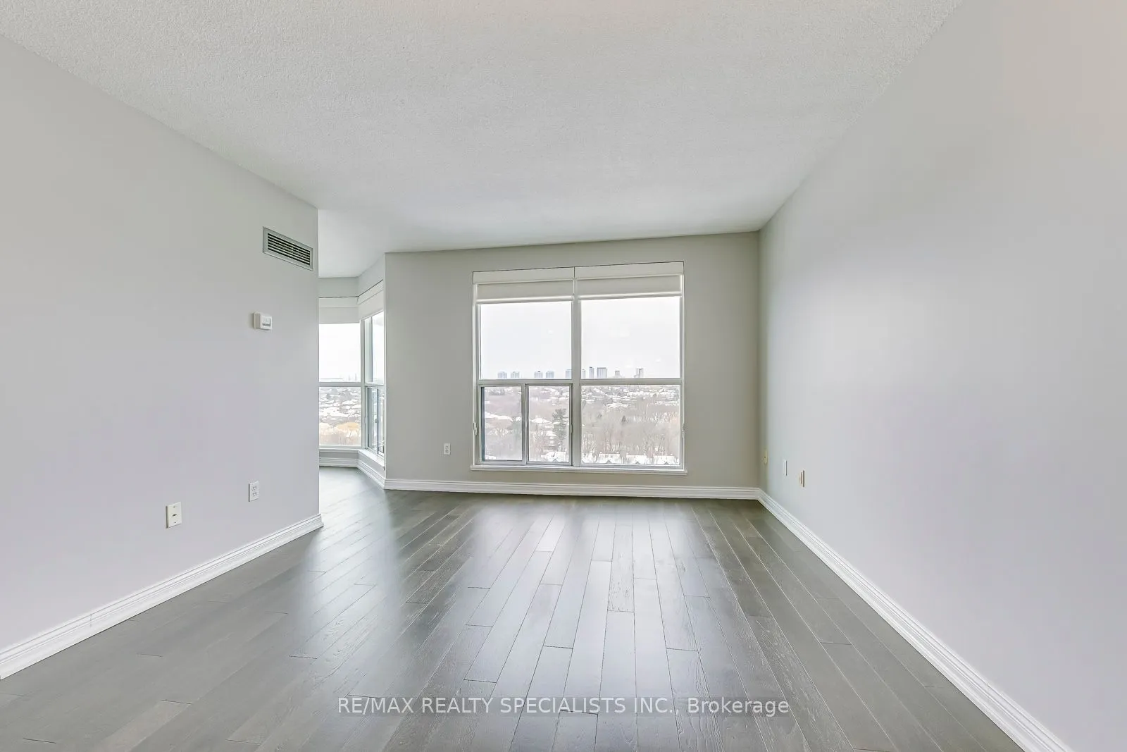 2177 Burnhamthorpe Road W #1605