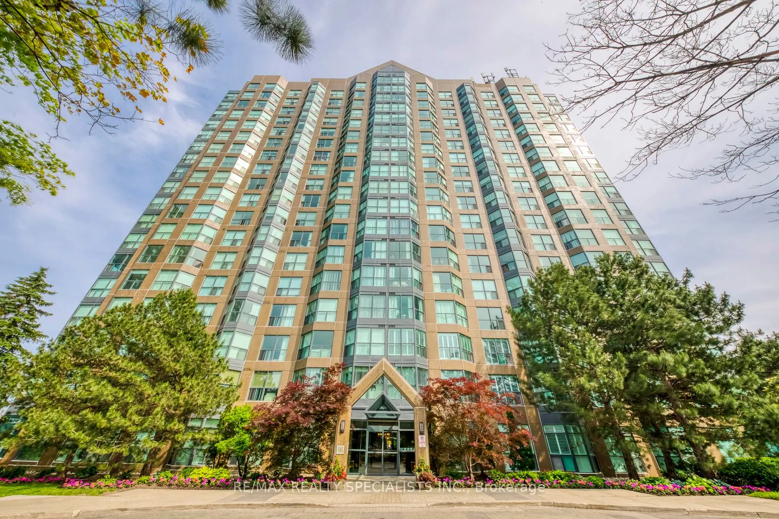 2177 Burnhamthorpe Road W #1605