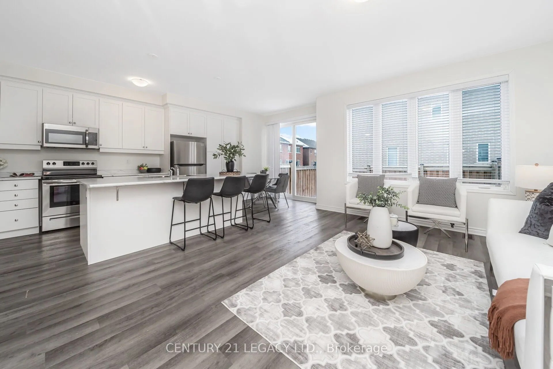 932 Cherry Court