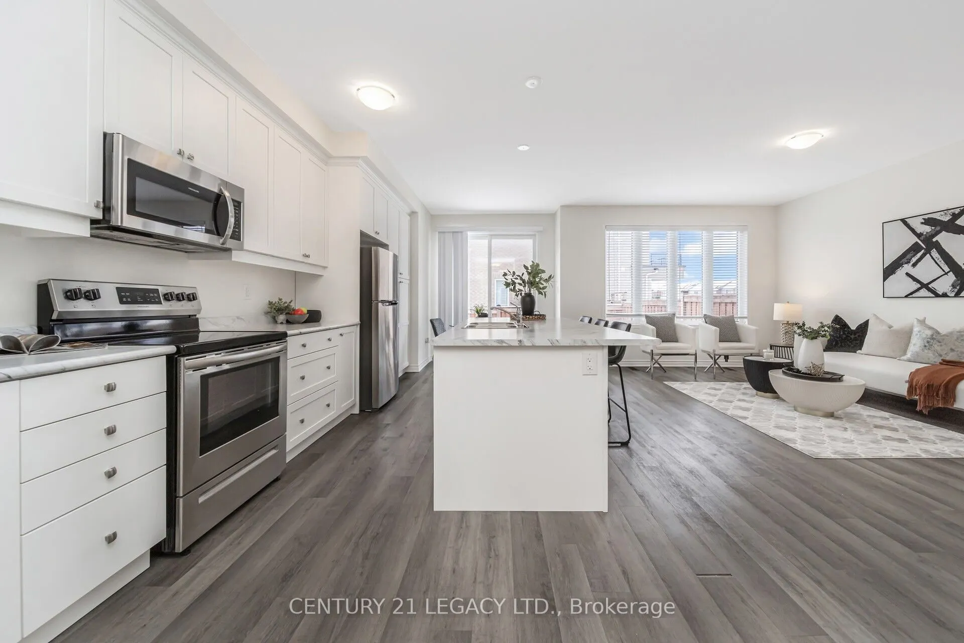 932 Cherry Court