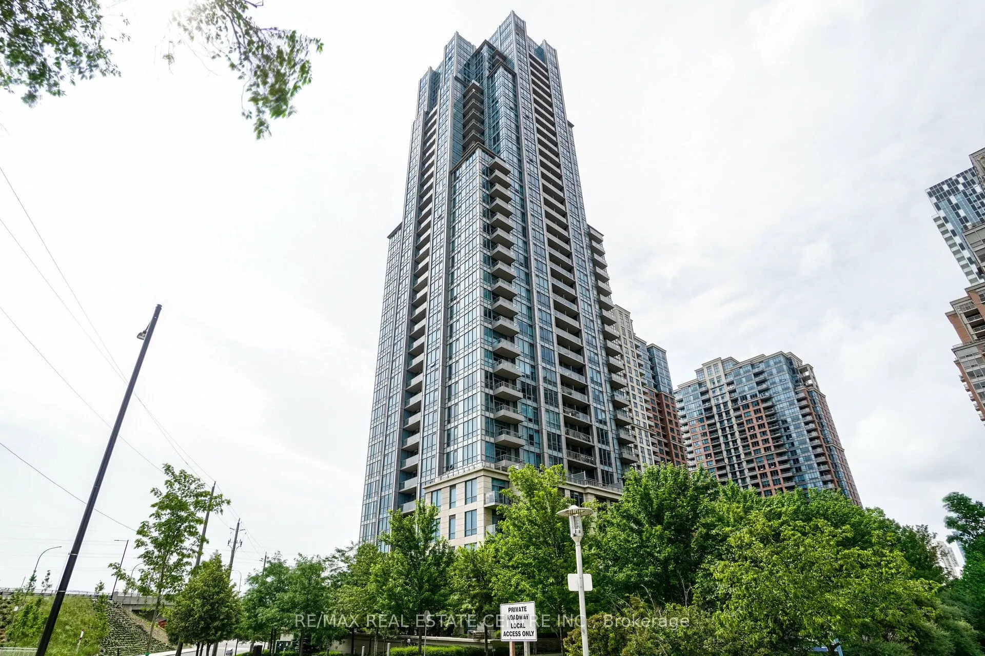 15 Viking Lane #1803