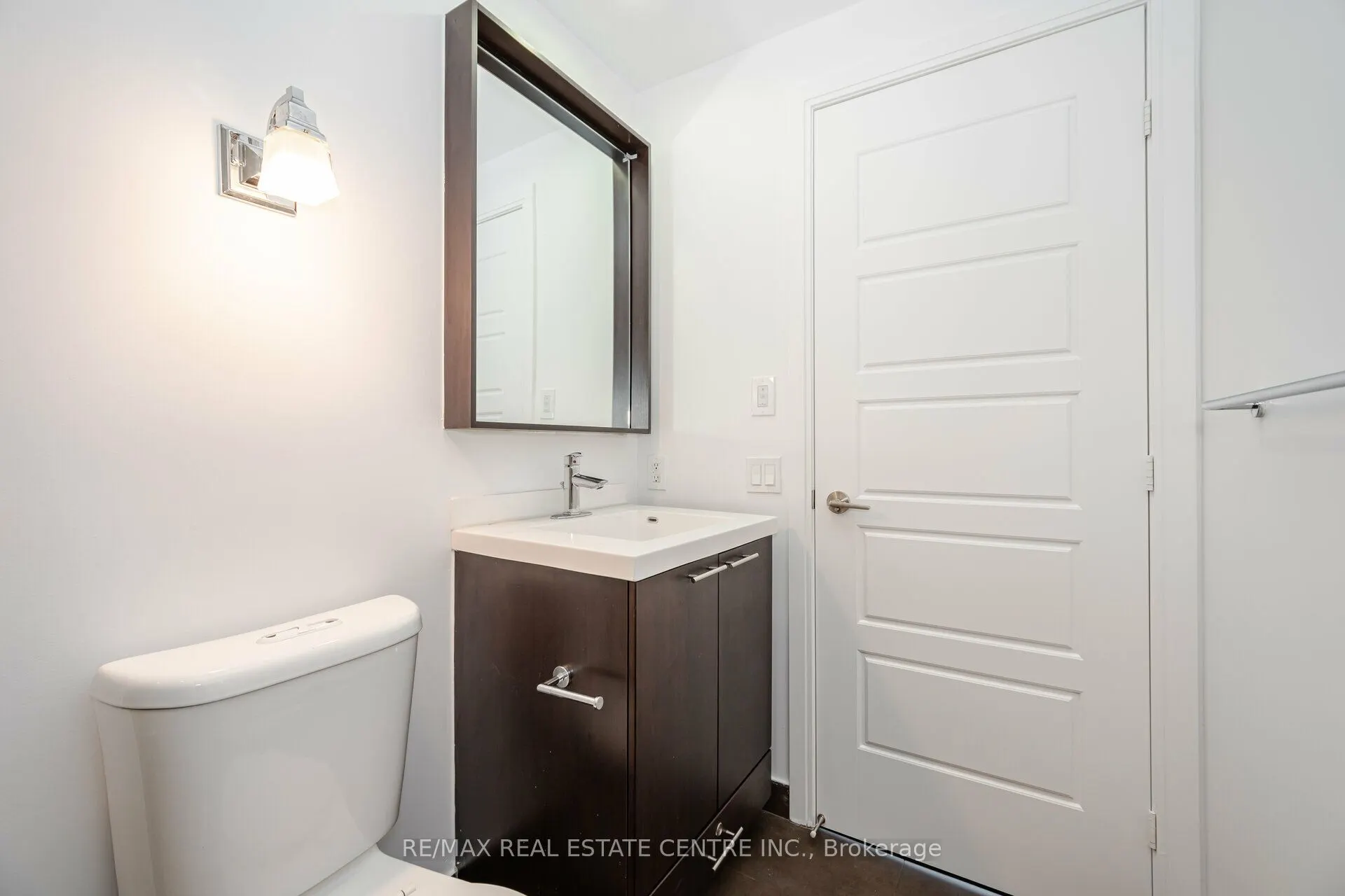 15 Viking Lane #1803