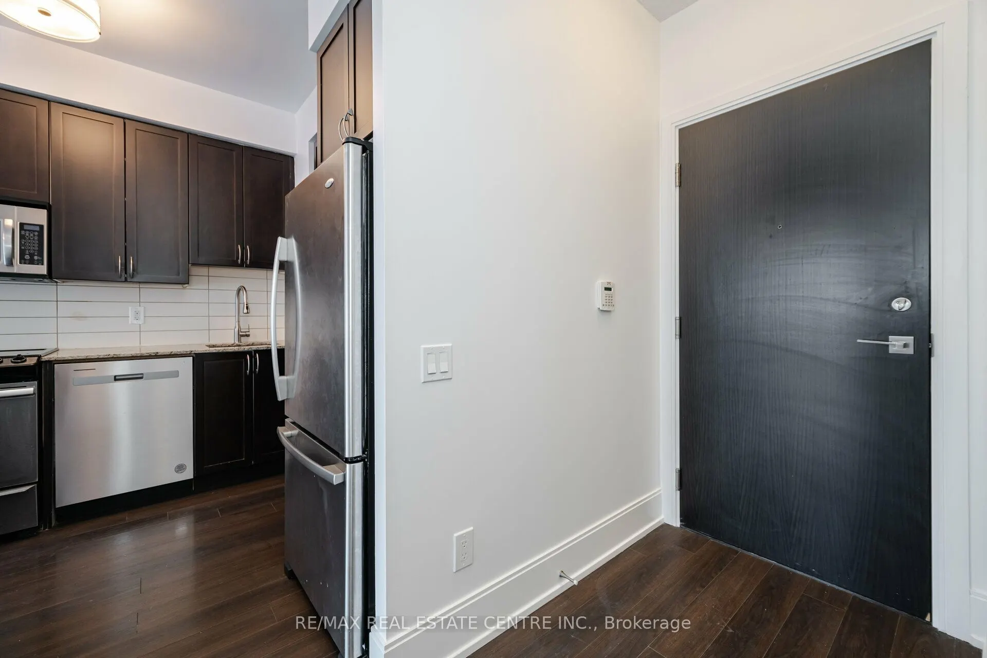 15 Viking Lane #1803